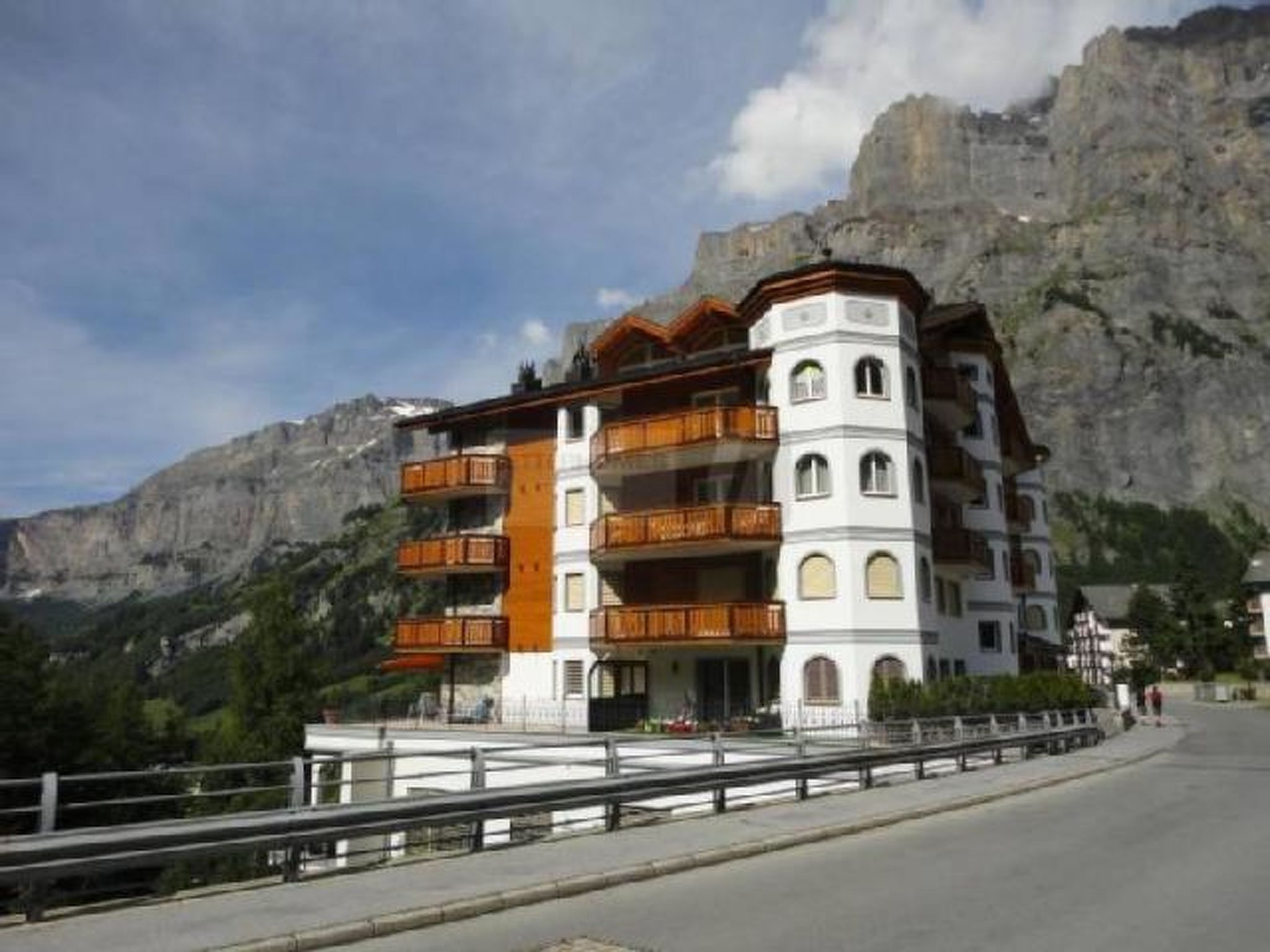 Photo of 4-bed apartment, Dusche, WC
