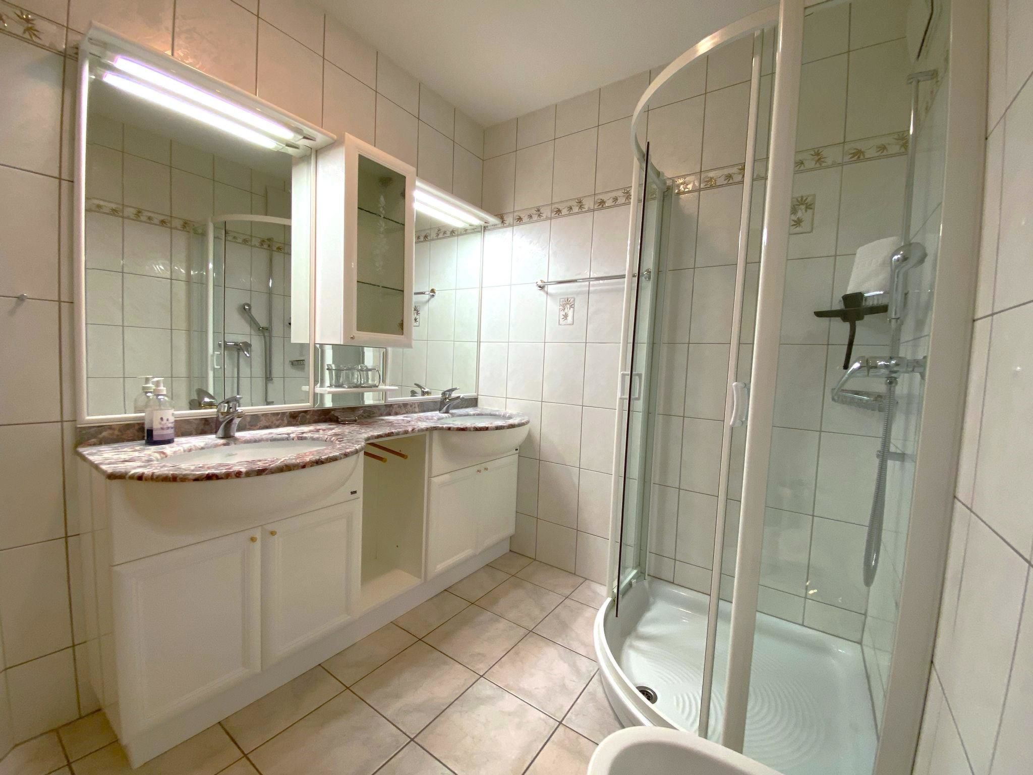 Photo of Al Ponte 4 # 4-bed apartment, Dusche, WC 4-bed apartment, Dusche, WC
