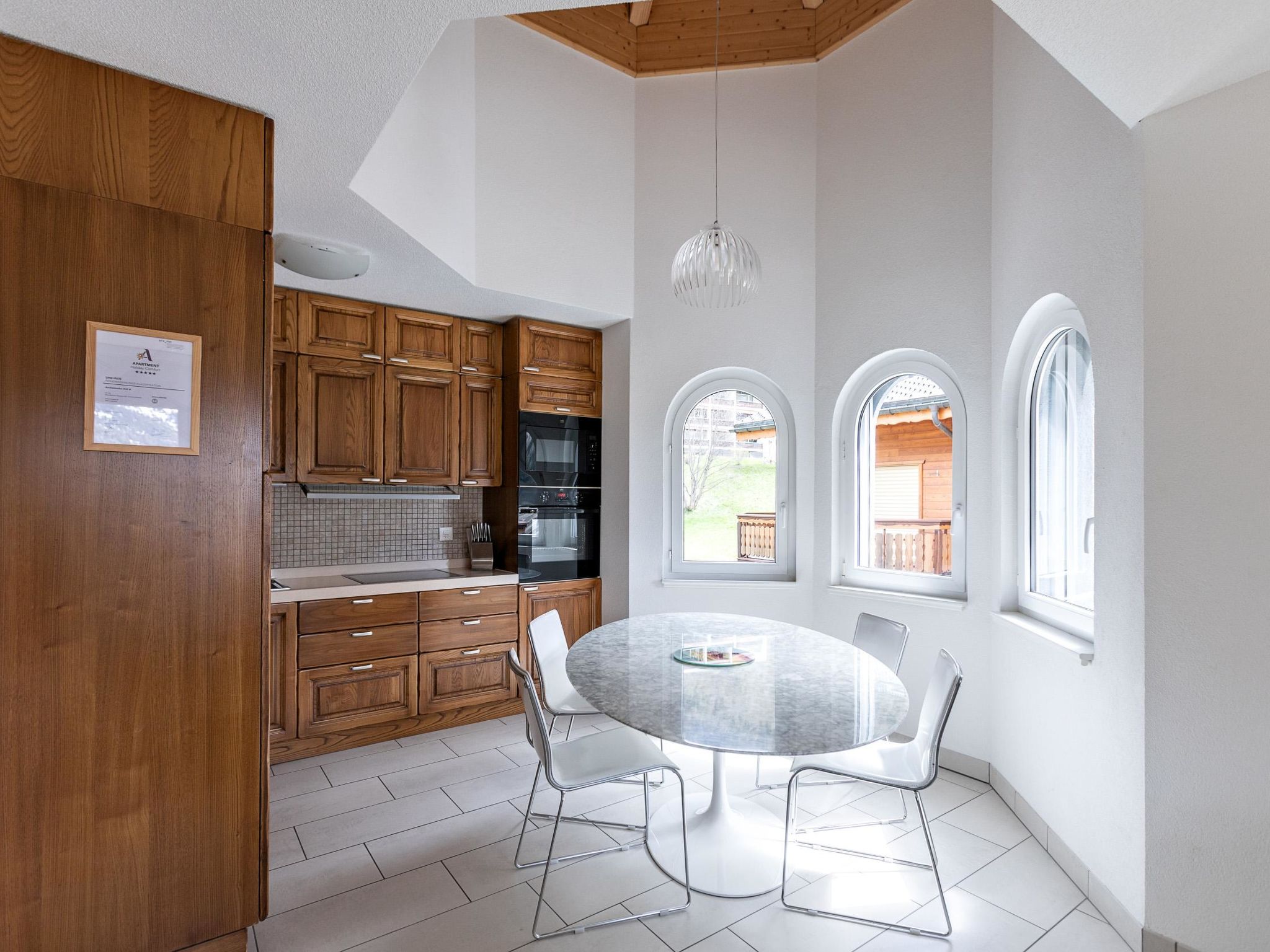 Photo of Ambassador Leukerbad # 4-bed apartment, Dusche und Bad, WC
