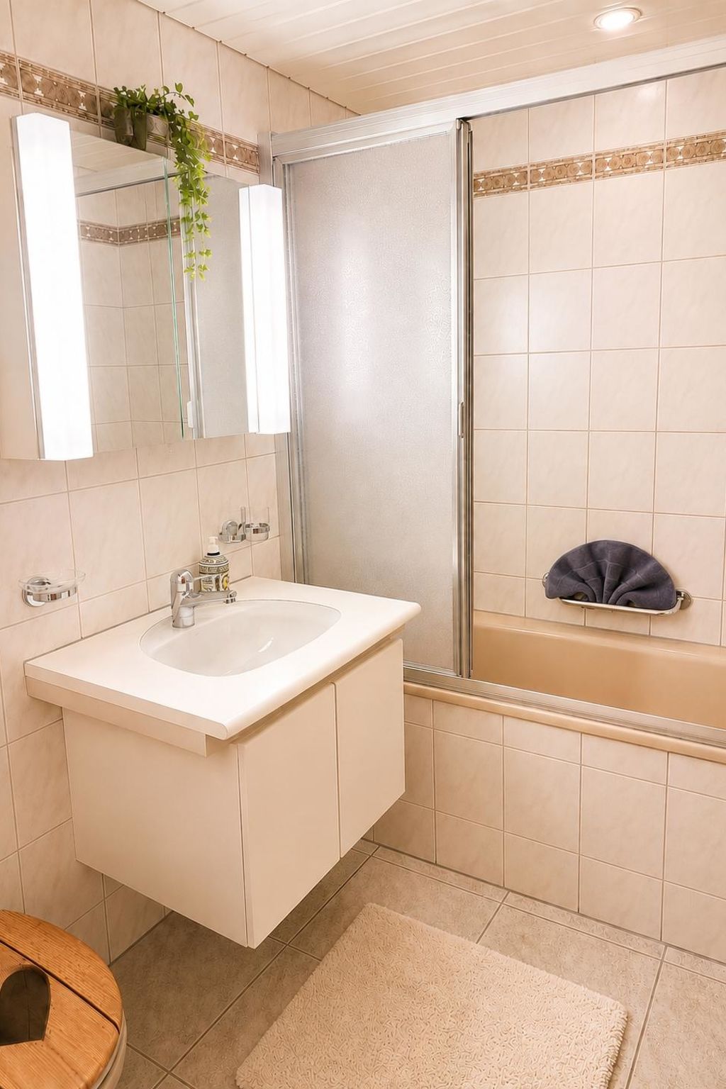 Christina 20 # 4-bed apartment, Bad, WC 4-Bettwohnung, Bad, WC - Drinnen