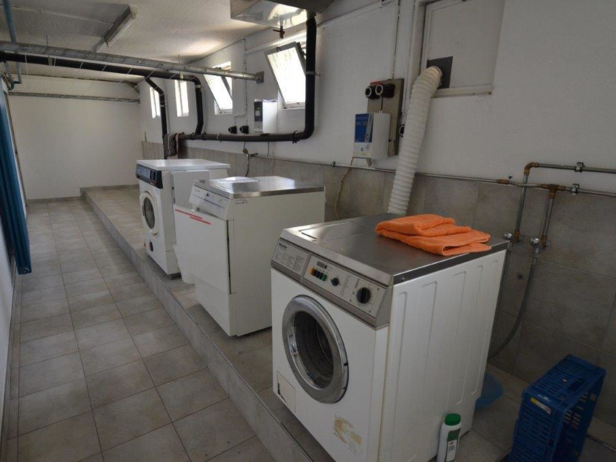 Photo of 3-Bettwohnung, Dusche, WC