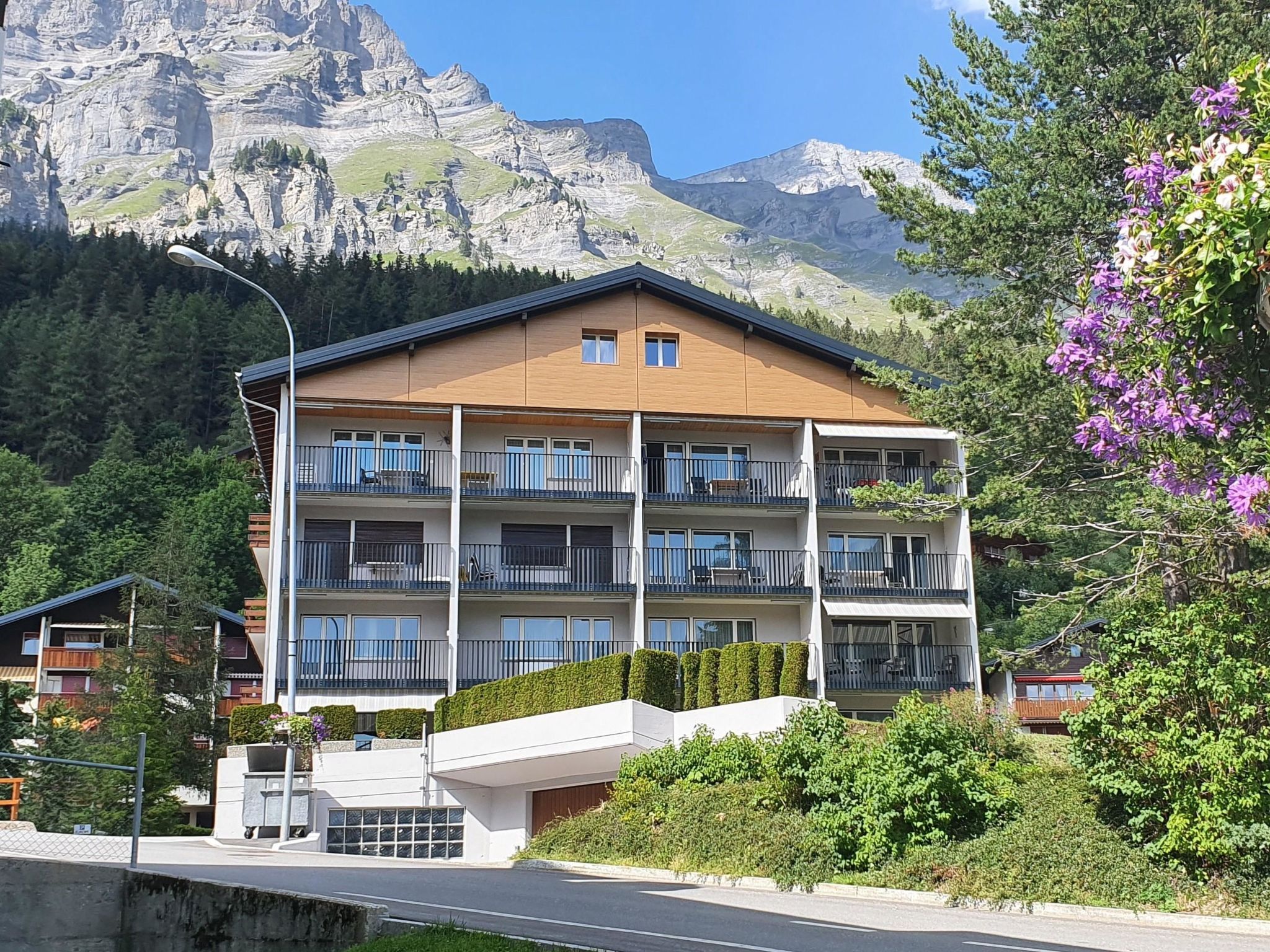 Europe 16 # 4-bed apartment, Bad, WC 4-bed apartment, Bad, WC