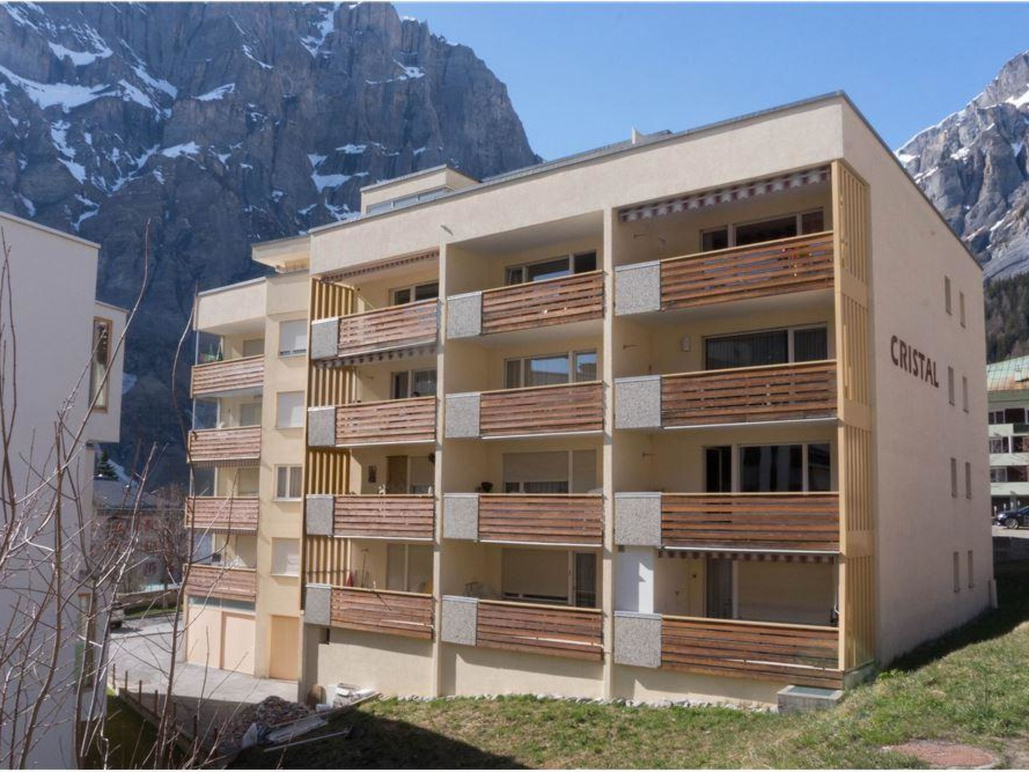 Photo of Cristal 28 # 3-bed apartment, Dusche, WC 3-bed apartment, Dusche, WC