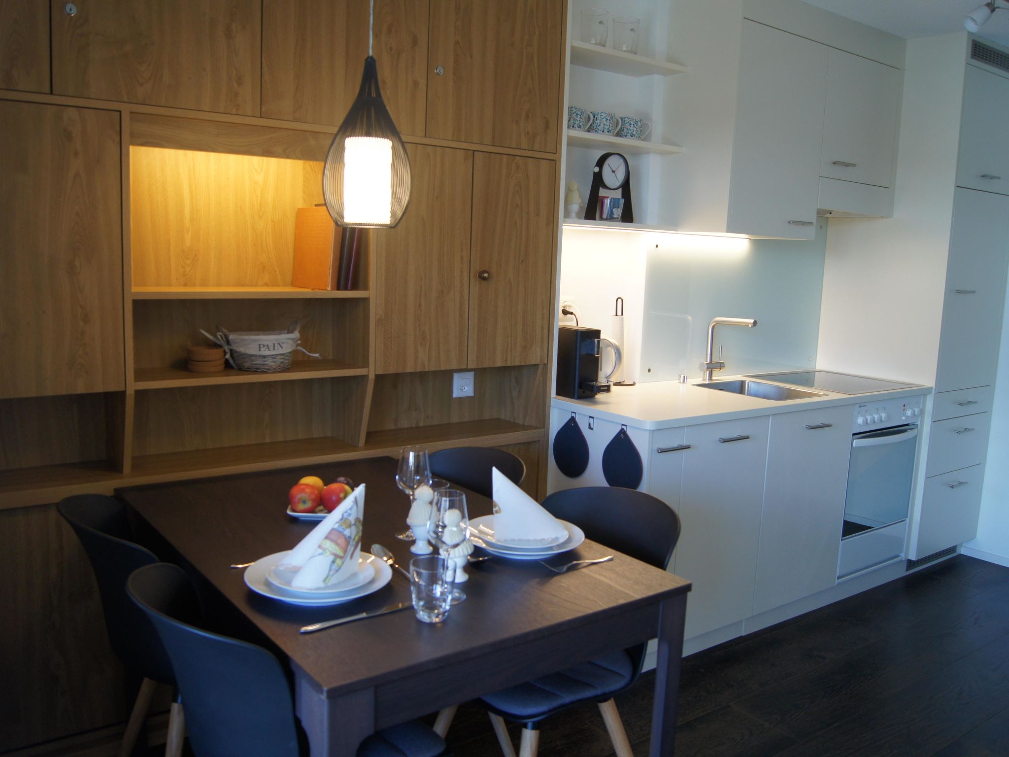Cristal 28 # 3-bed apartment, Dusche, WC 3-bed apartment, Dusche, WC - Image-tags.info