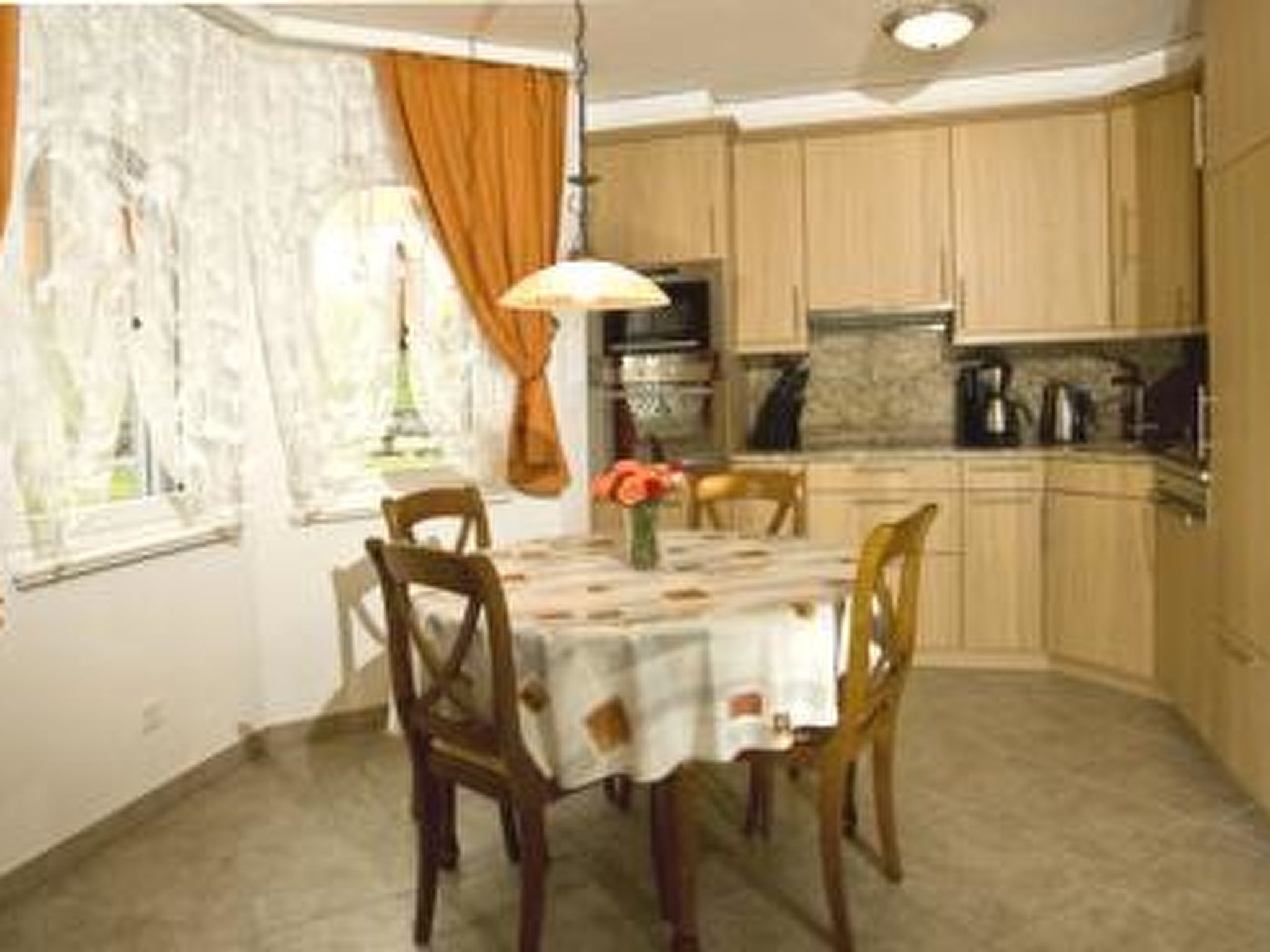 Photo of Ambassador B01 # 4-bed apartment, Dusche und Bad, WC