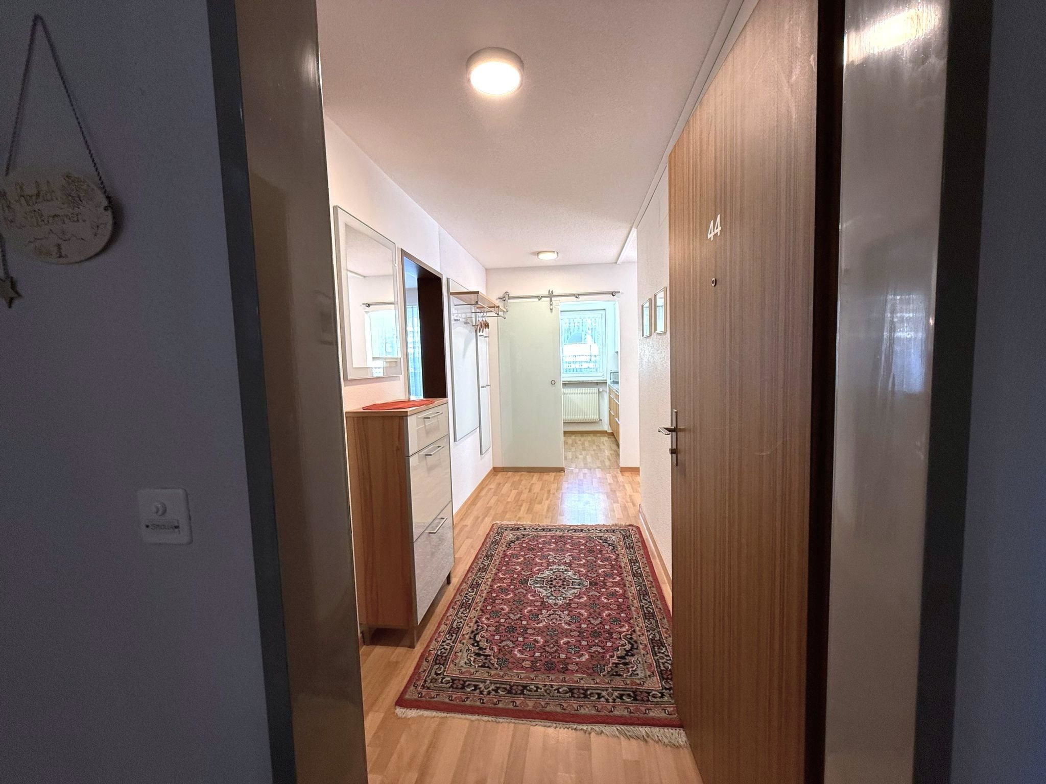 Apollo 44 # 4-bed apartment, Bad, WC 4-Bettwohnung, Bad, WC