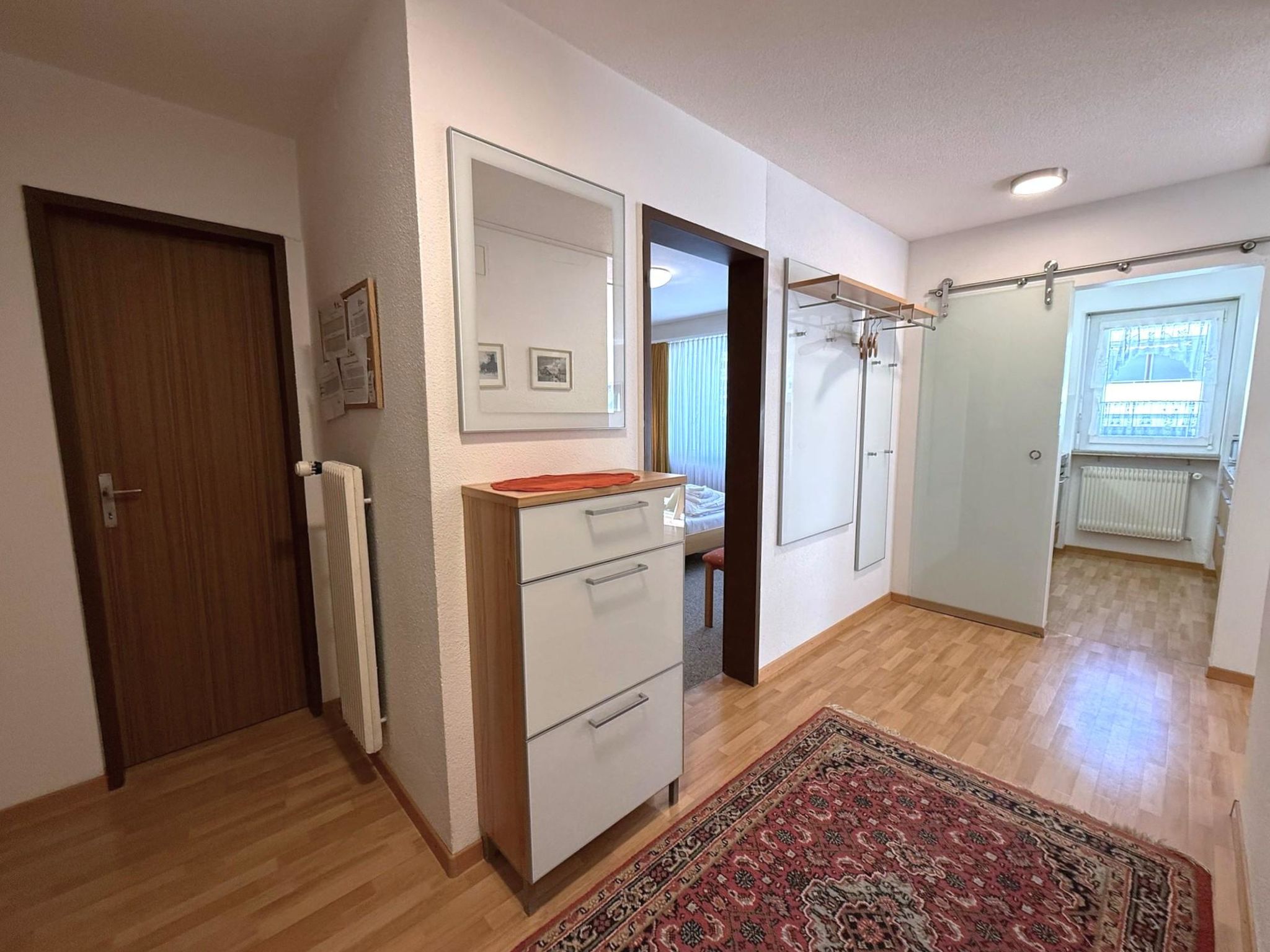 Photo of Apollo 44 # 4-bed apartment, Bad, WC 4-Bettwohnung, Bad, WC