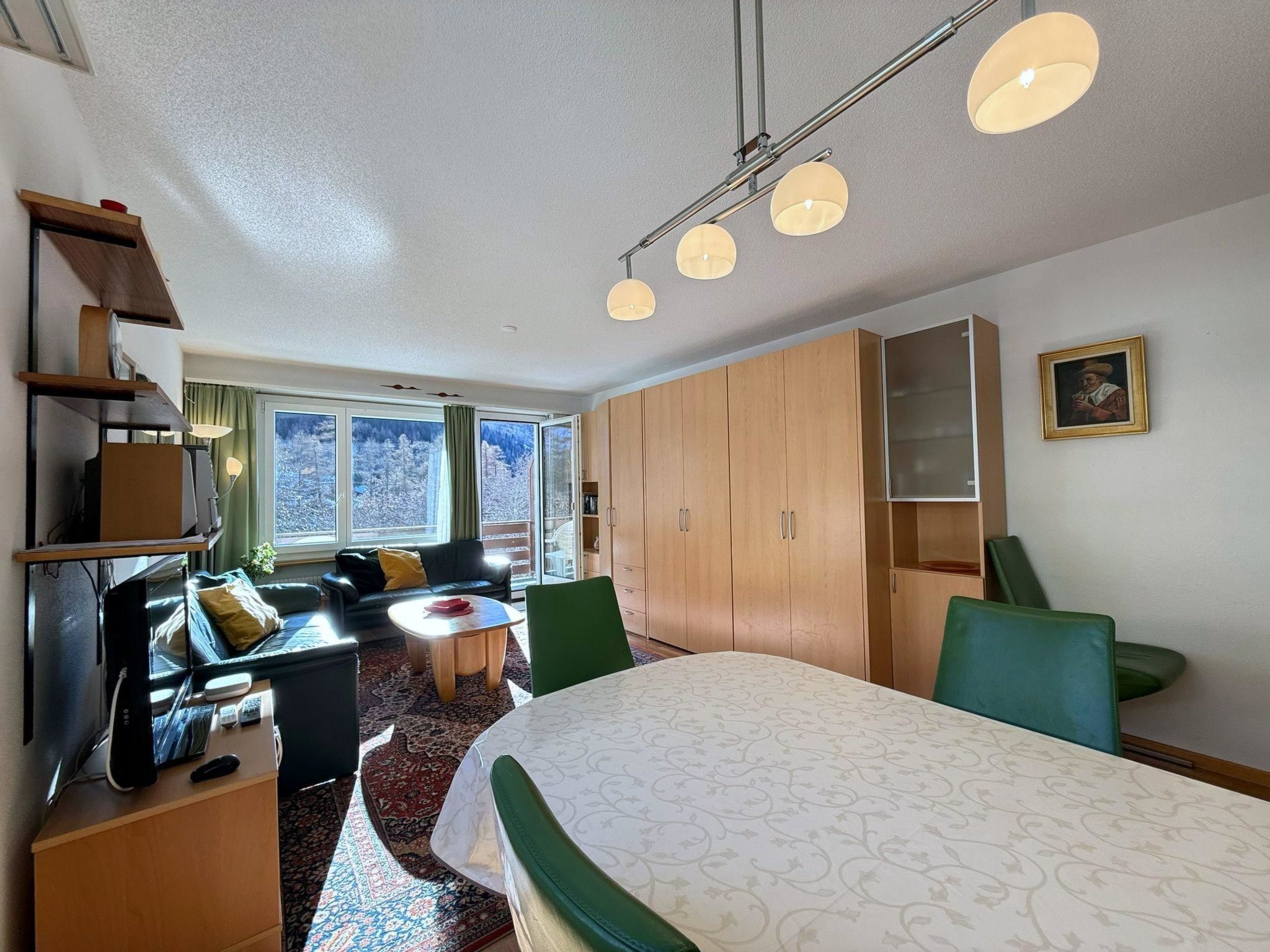 Photo of Apollo 44 # 4-bed apartment, Bad, WC 4-Bettwohnung, Bad, WC
