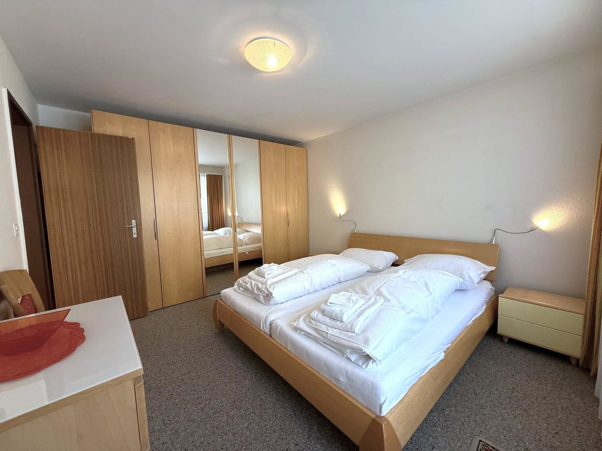 Photo of Apollo 44 # 4-bed apartment, Bad, WC 4-Bettwohnung, Bad, WC