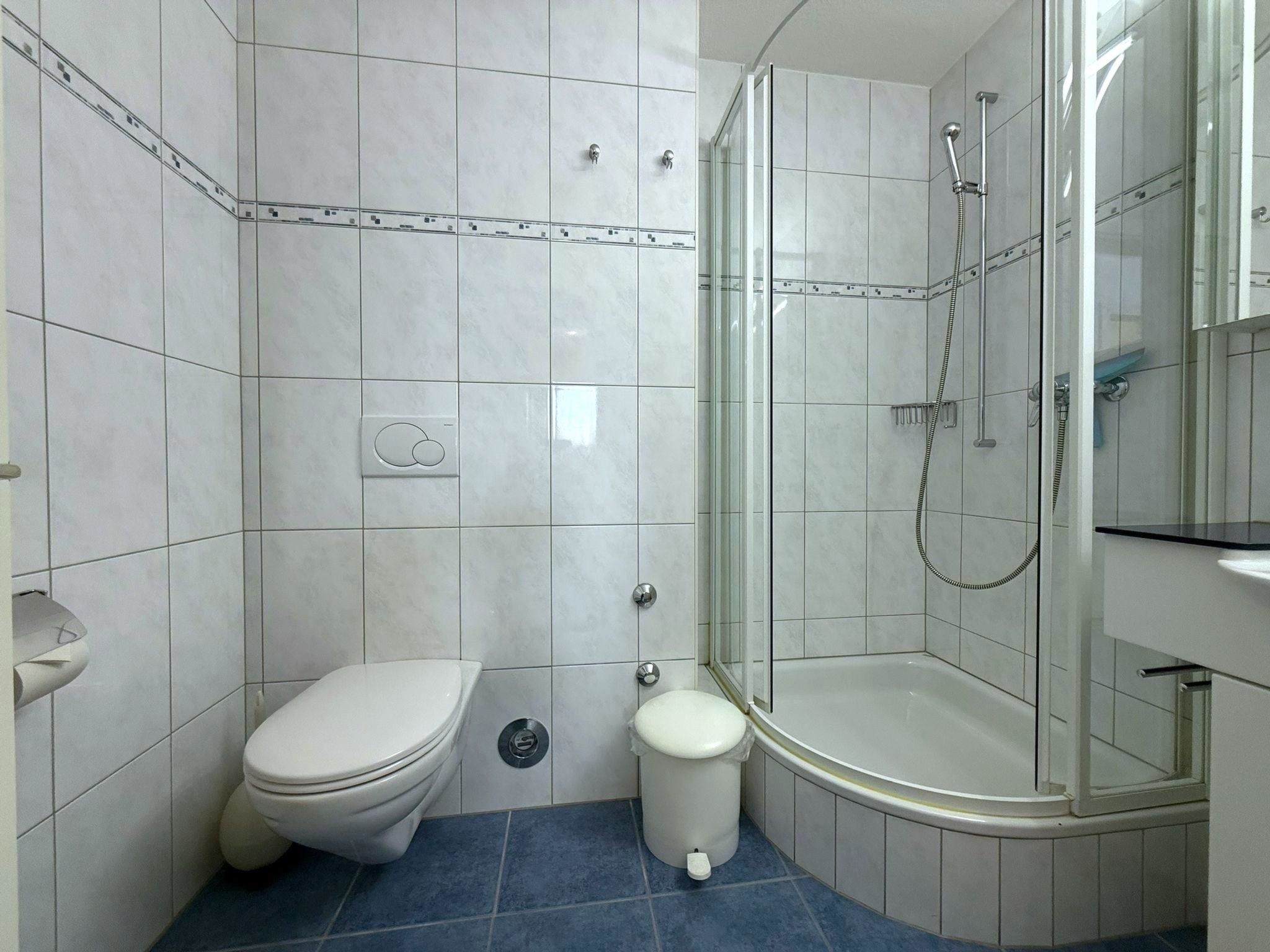 Salute 109 # 4-bed apartment, Dusche, WC 4-Bettwohnung, Dusche, WC - Binnen