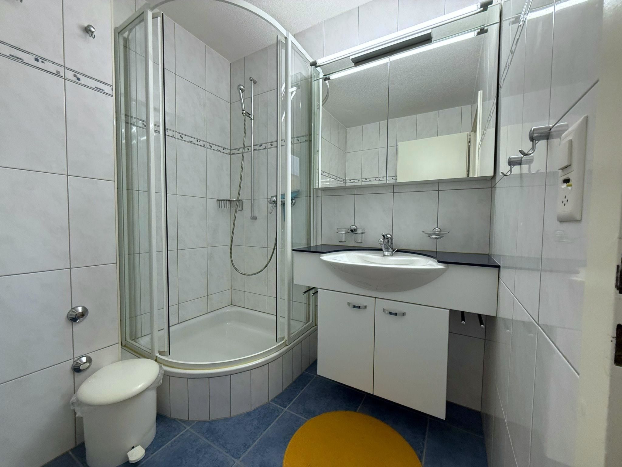 Salute 109 # 4-bed apartment, Dusche, WC 4-Bettwohnung, Dusche, WC - Binnen