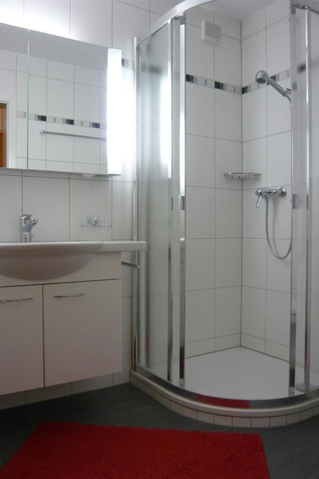 Gitzifurka 4 # 4-bed apartment, Dusche, WC 4-Bettwohnung, Dusche, WC - Image-tags.info