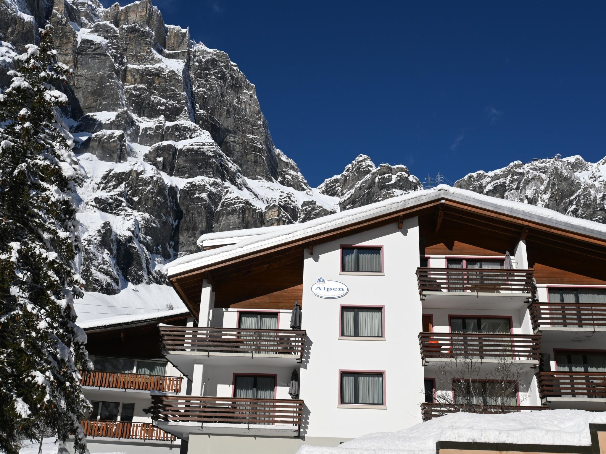 Photo of Alpen Leukerbad # 2-bed apartment, Dusche, WC