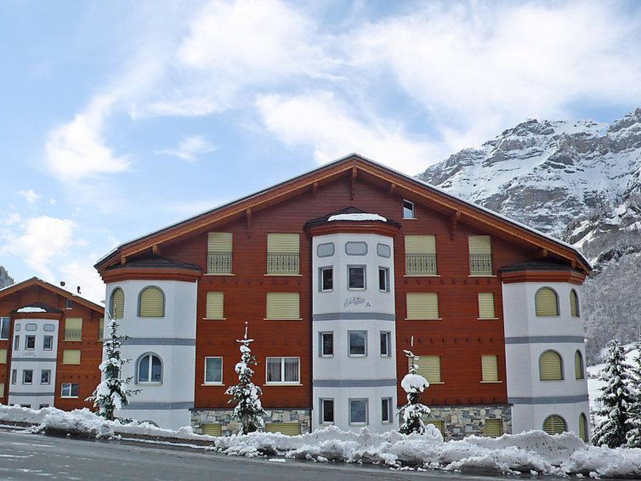Edelweiss A 31 # 4-bed apartment, Dusche und Bad, WC