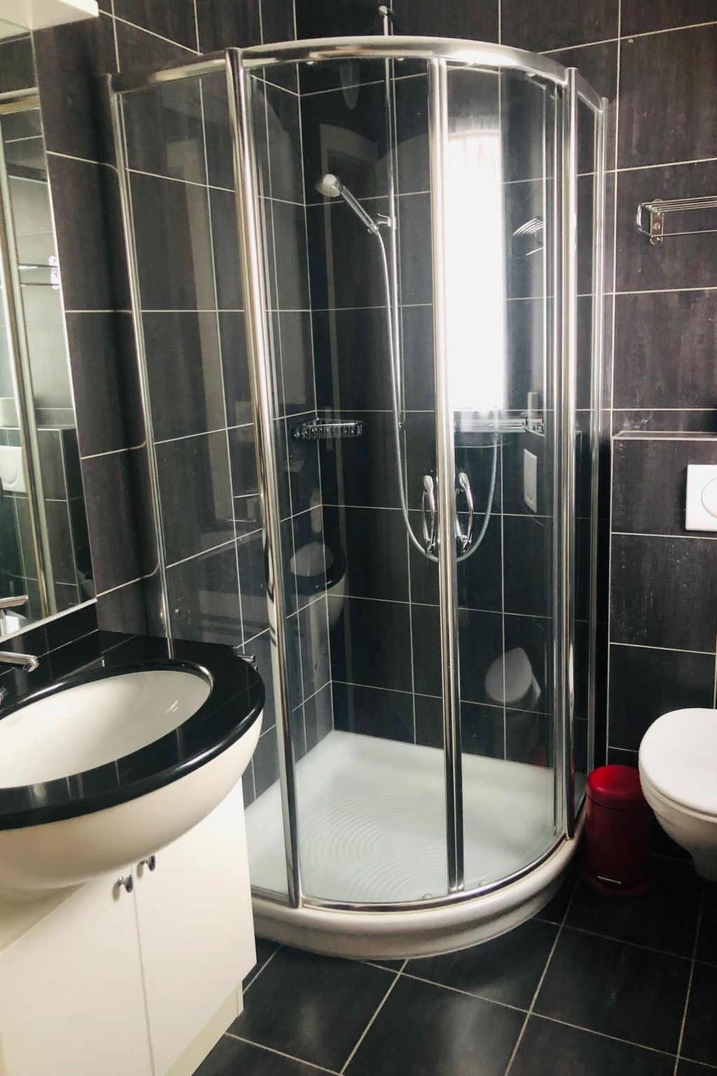 Edelweiss B 31 # 5-bed apartment, Dusche, WC 5-bed apartment, Dusche, WC - Binnen