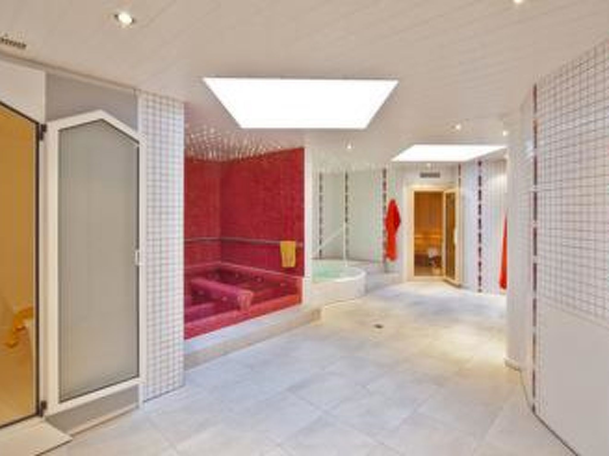 Photo of 4-Bettwohnung, Dusche und Bad, WC