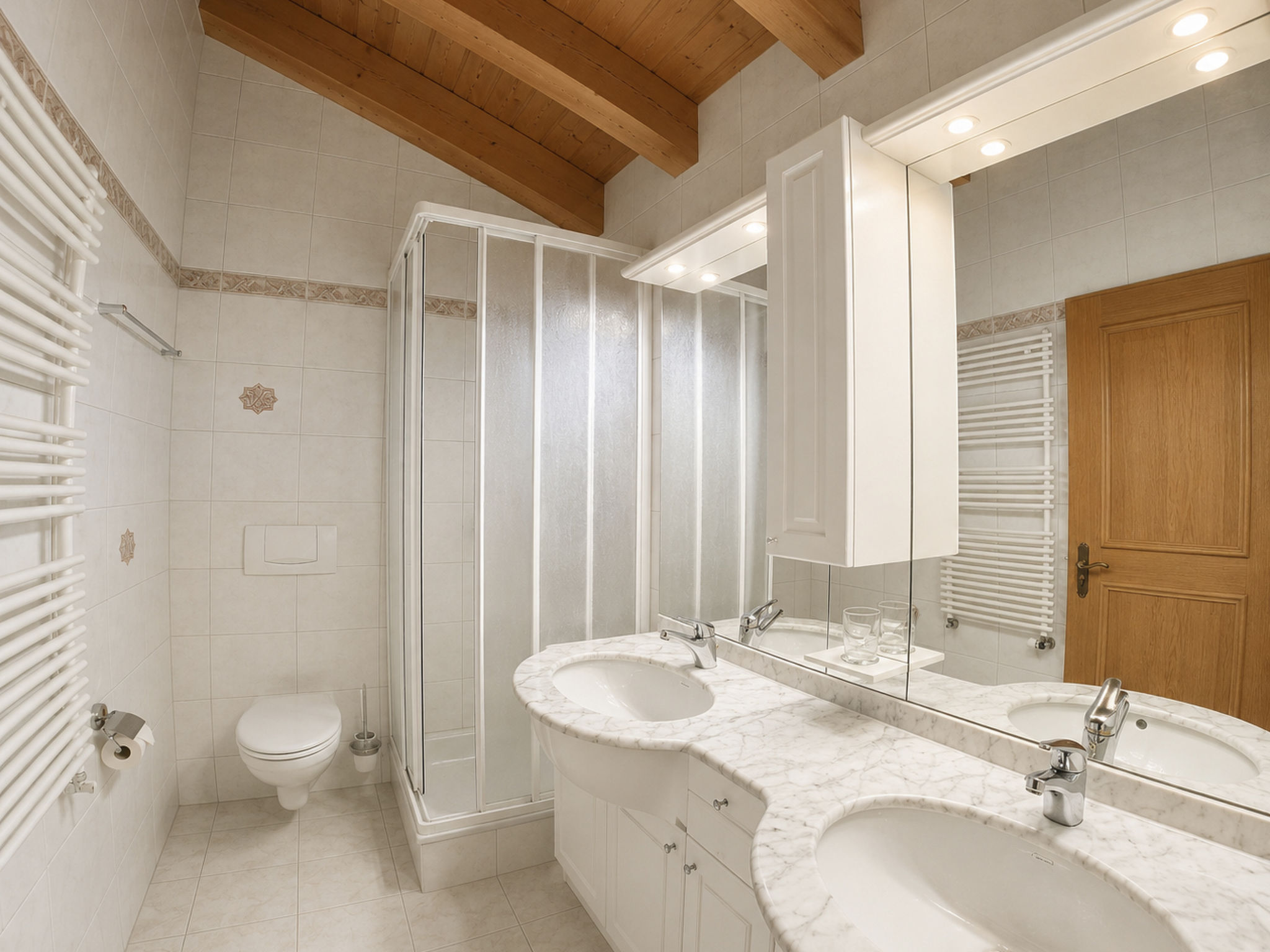 Residenz Darianne Leukerbad # 4-bed apartment, Dusche, WC