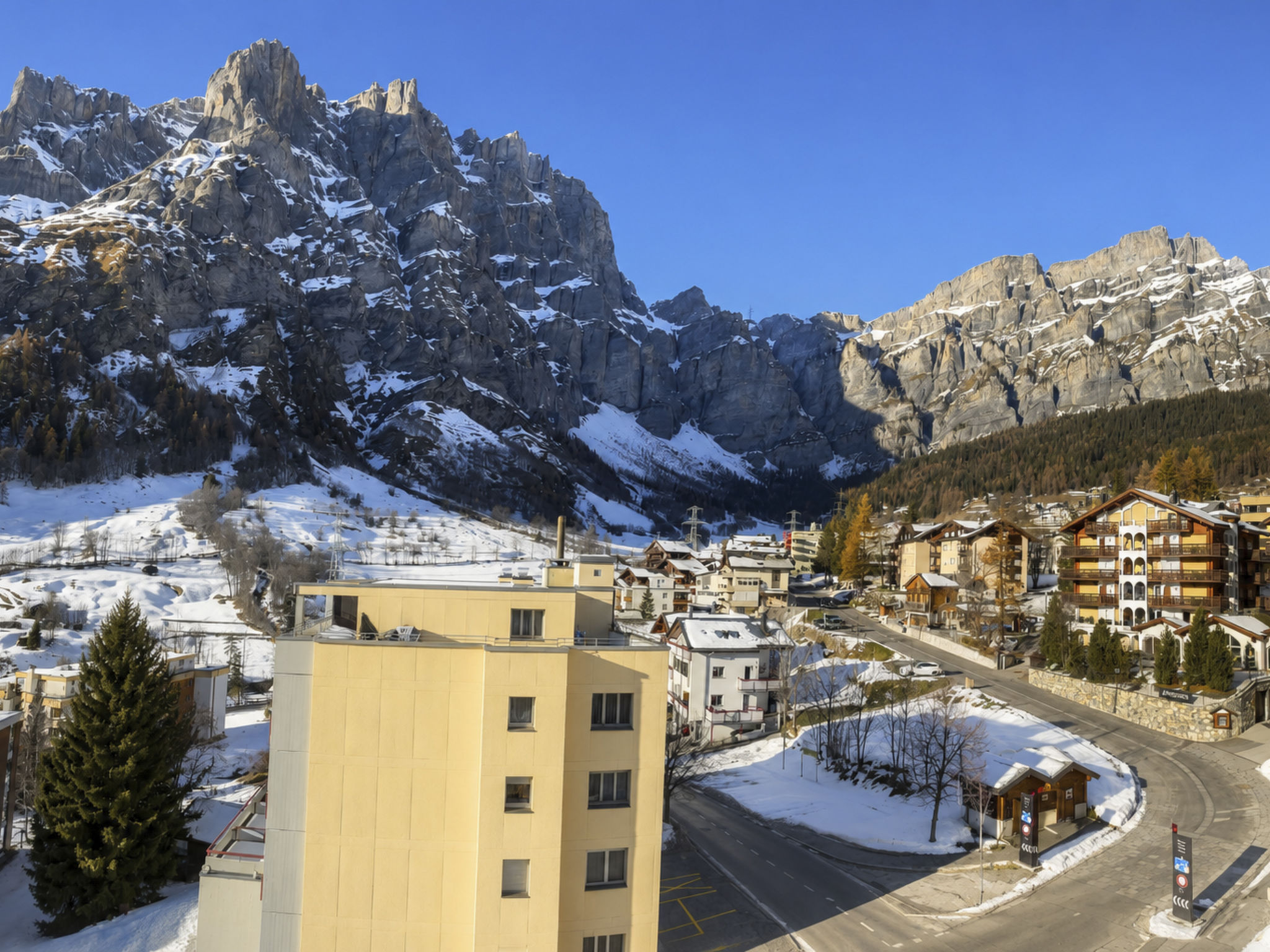 Residenz Darianne Leukerbad # 4-bed apartment, Dusche, WC - Image-tags.info
