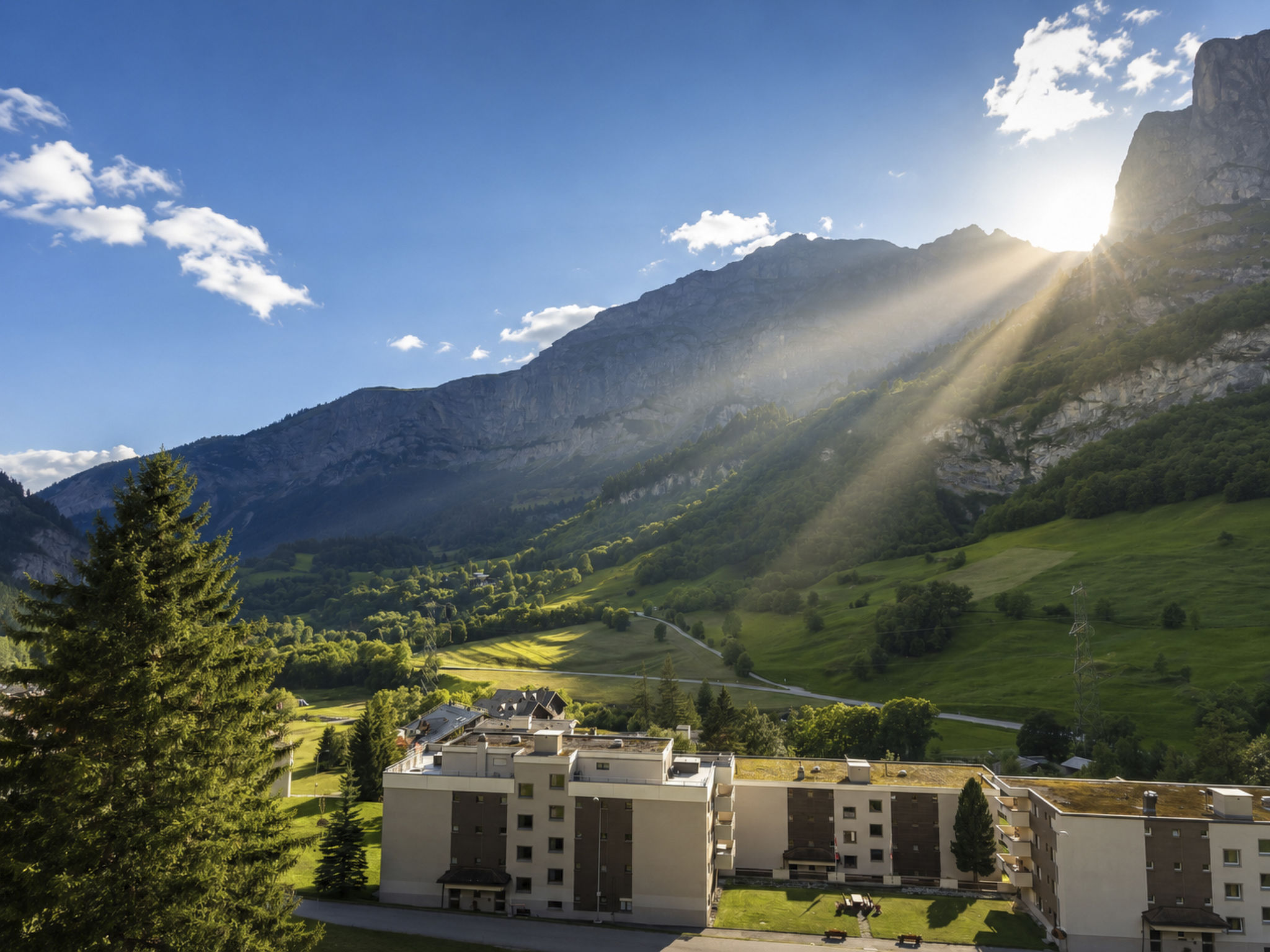 Residenz Darianne Leukerbad # 4-bed apartment, Dusche, WC - Image-tags.info