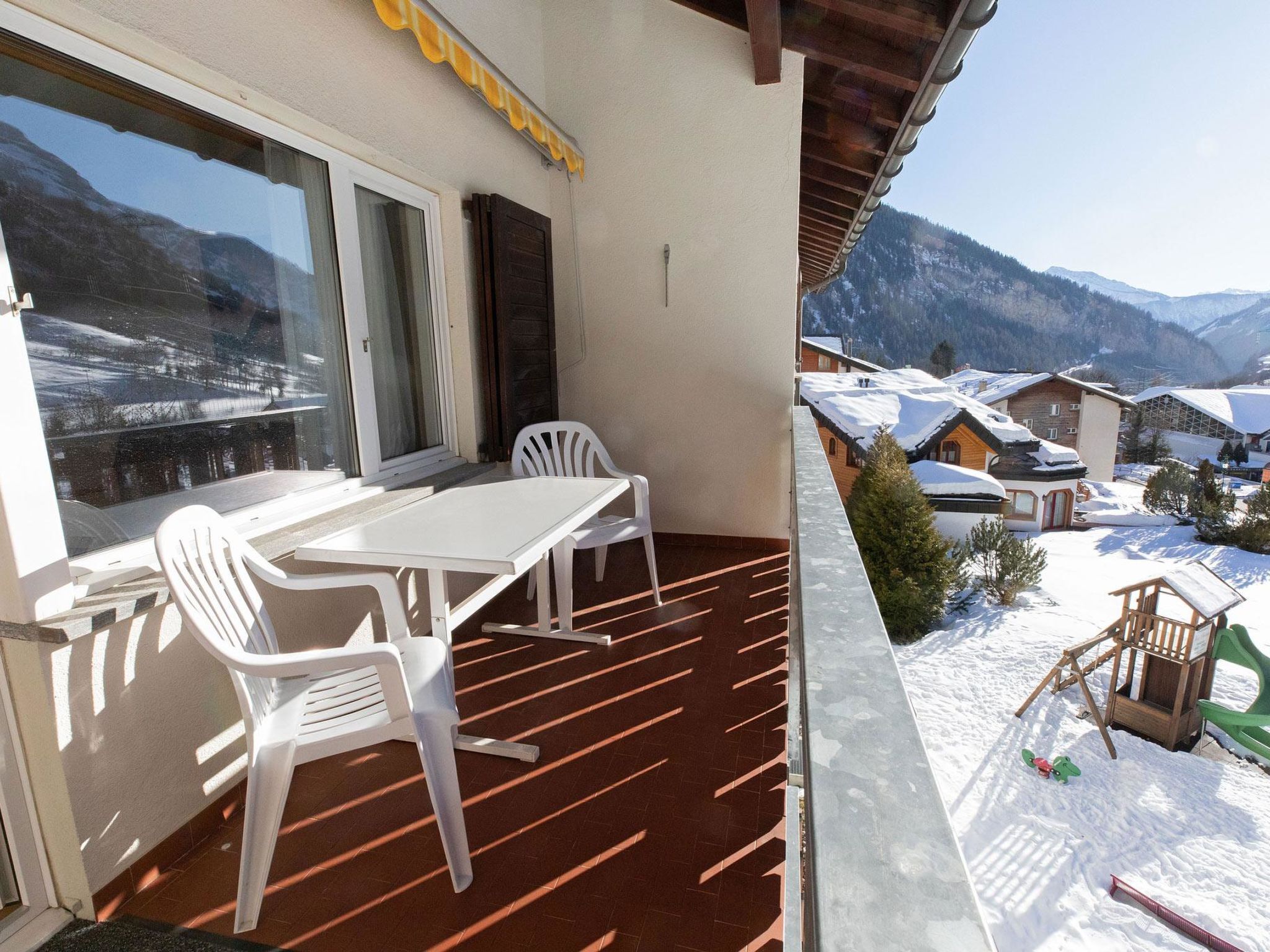 Photo of Holiday 91 # 5-bed apartment, Dusche, WC 5-bed apartment, Dusche, WC