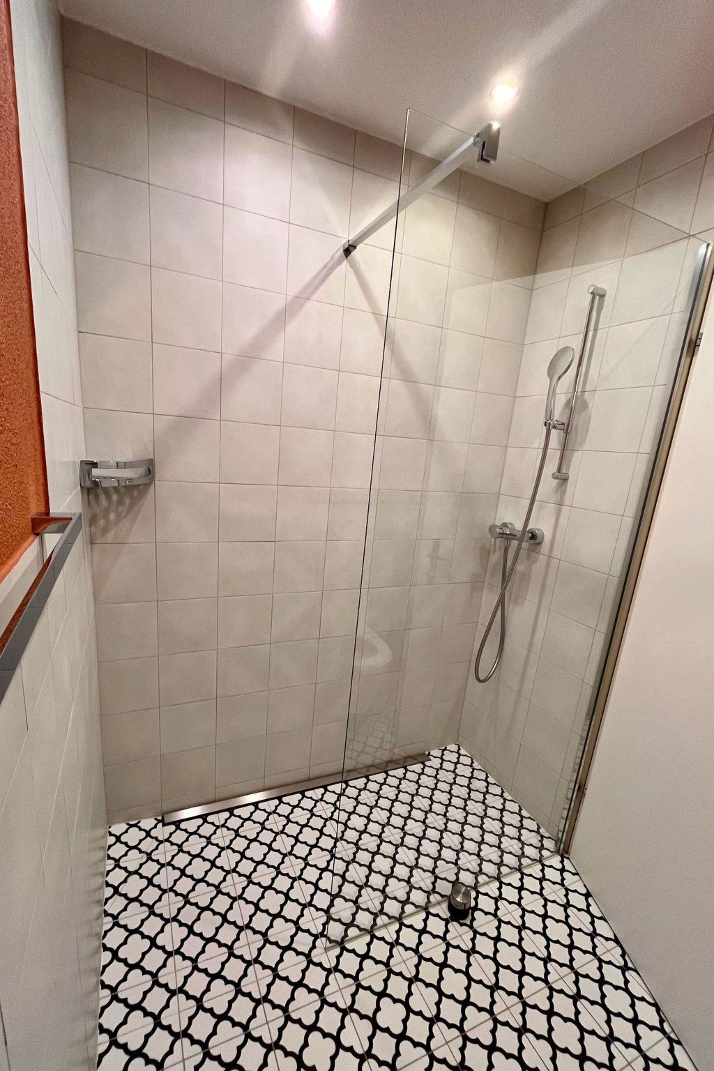 Schwarzhorn 5 # 3-bed apartment, Dusche, WC 3-Bettwohnung, Dusche, WC - Image-tags.info