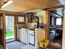 Rustiek appartement in Bodmen, 4 personen, dicht bij skipiste en bergmeer - thumbnail 3