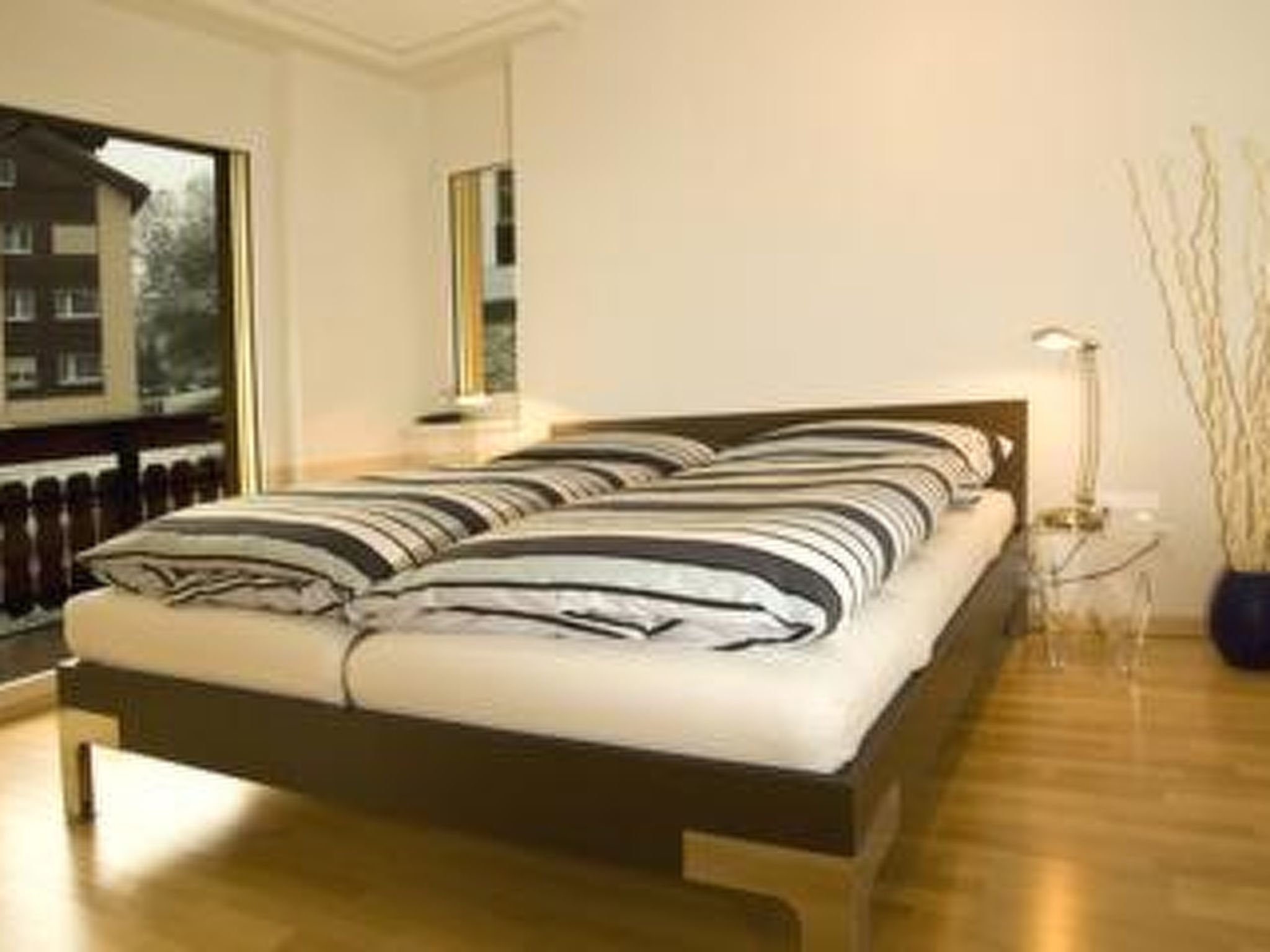 Photo of Ambassador A11 # 4-bed apartment, Dusche und Bad, WC