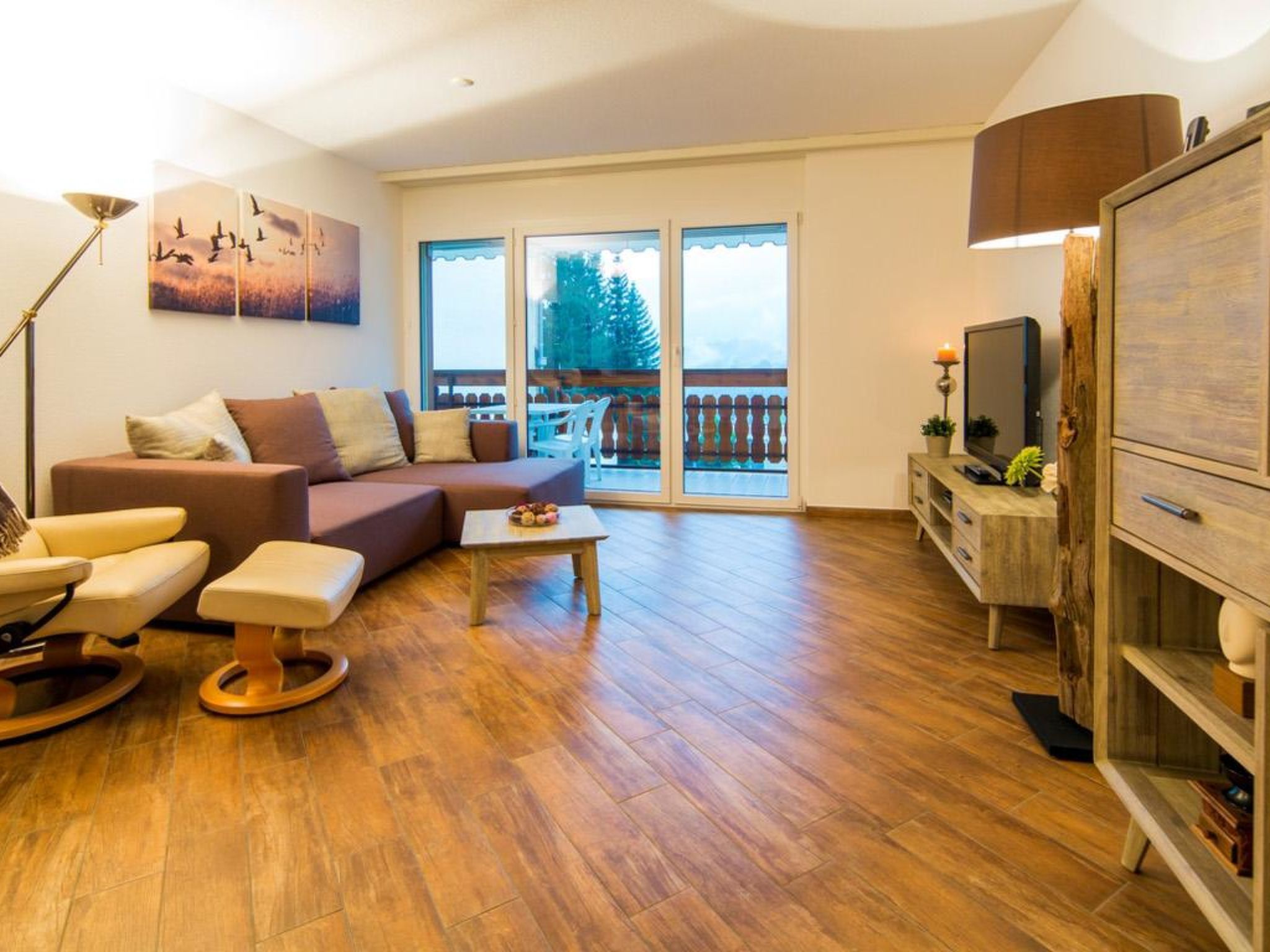 Ambassador B13 # 4-bed apartment, Dusche und Bad, WC