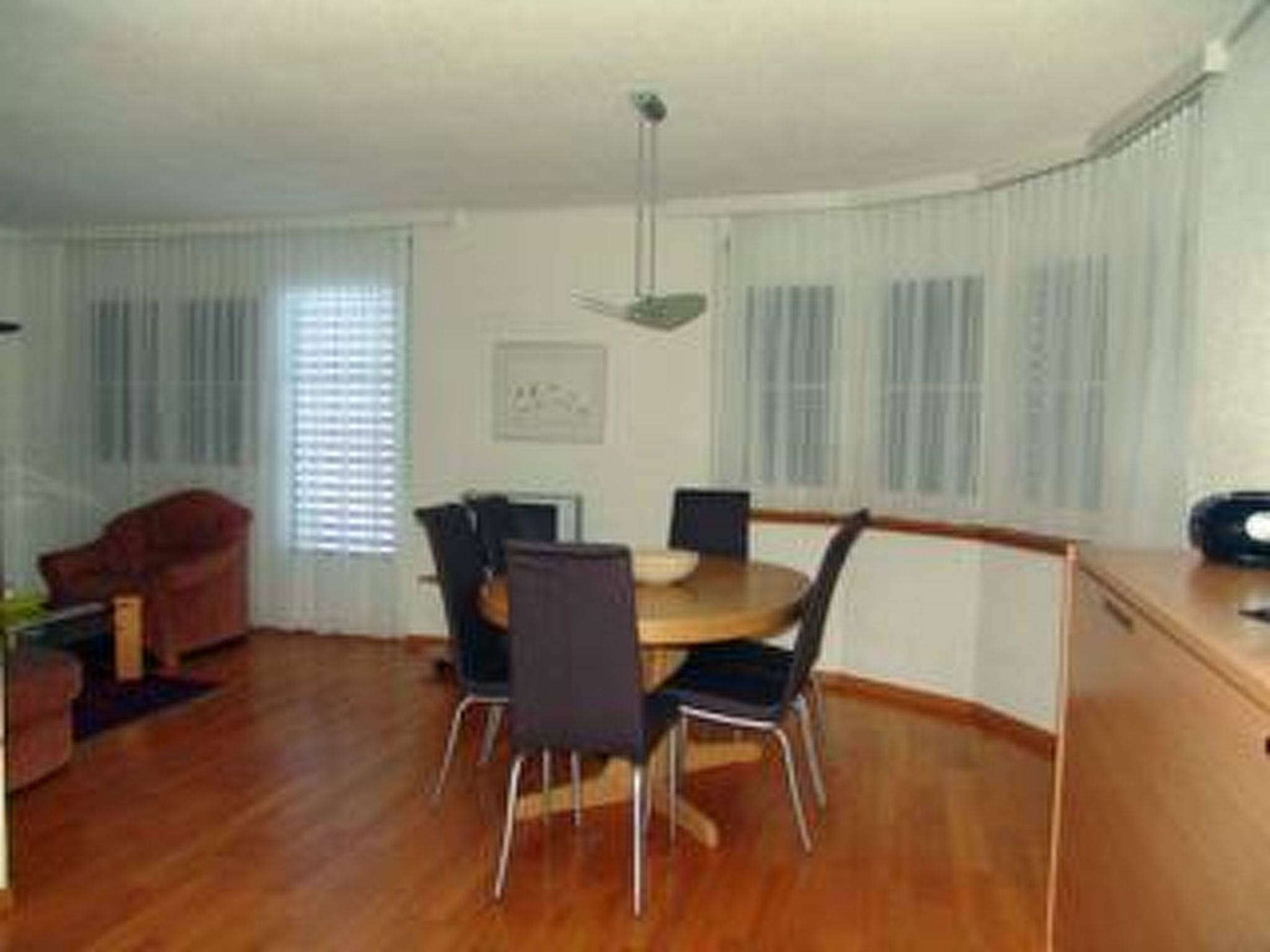 La Promenade 11 # 6-bed apartment, Bad, WC 6-Bettwohnung, Bad, WC