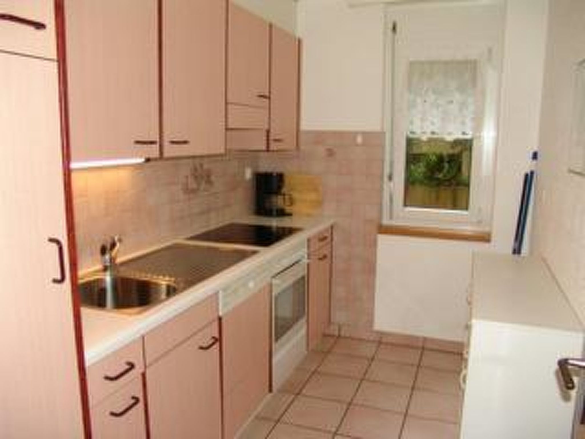 La Promenade 11 # 6-bed apartment, Bad, WC 6-Bettwohnung, Bad, WC - Inside