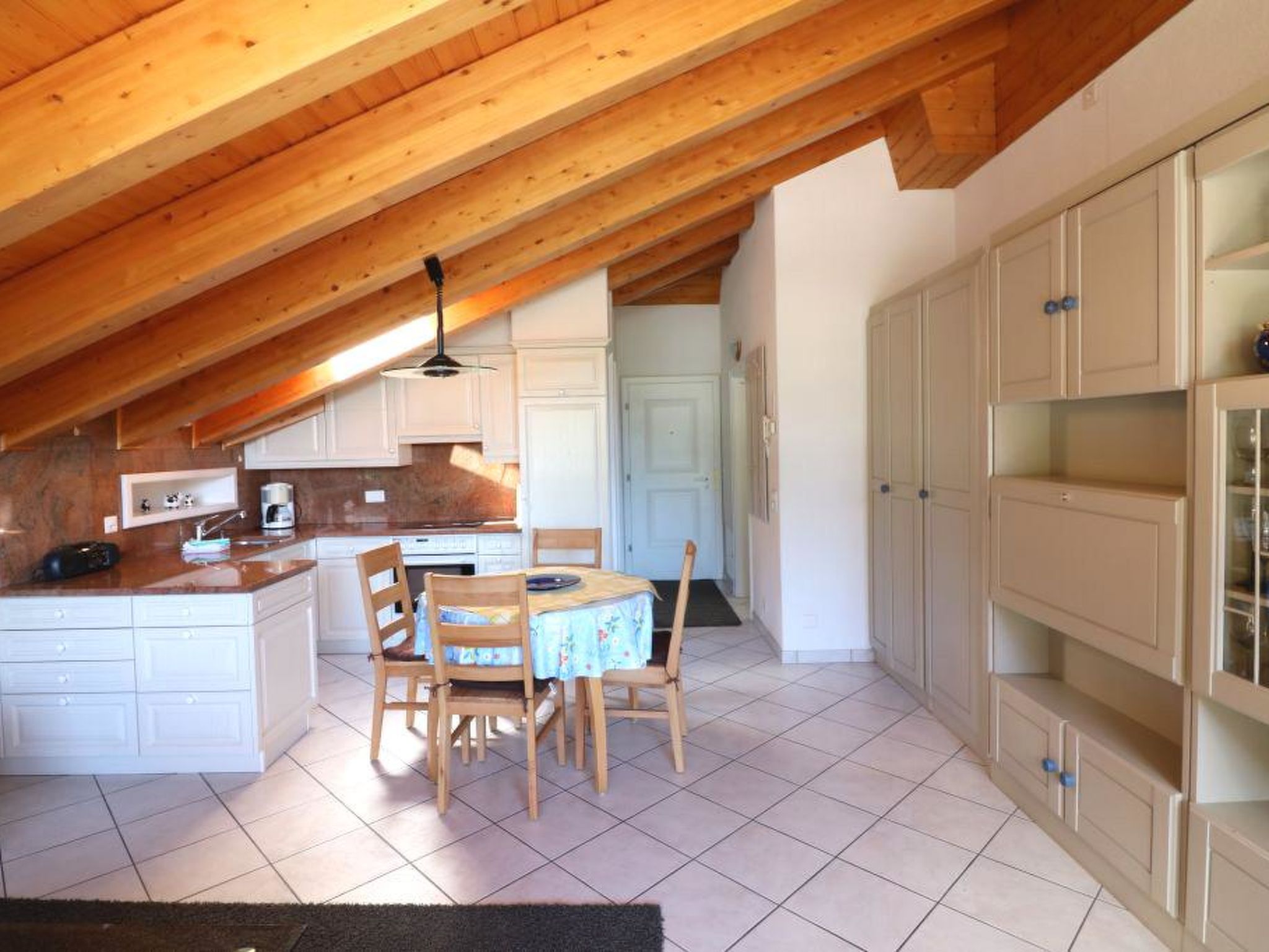 Bergkristall Leukerbad # 4-bed apartment, Dusche, WC
