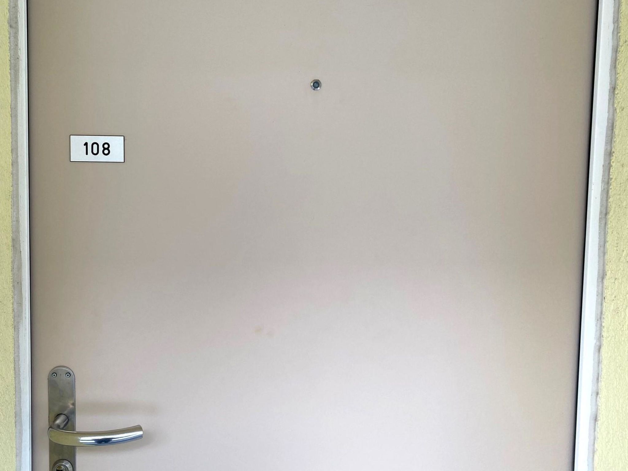 Salute 108 # 4-bed apartment, Dusche, WC 4-Bettwohnung, Dusche, WC