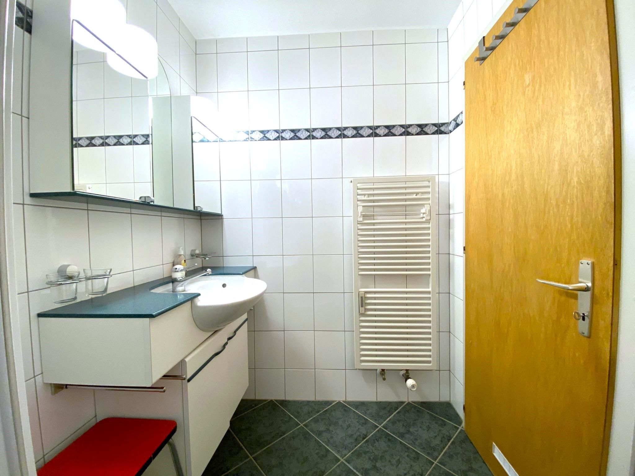Salute 108 # 4-bed apartment, Dusche, WC 4-Bettwohnung, Dusche, WC - Image-tags.info