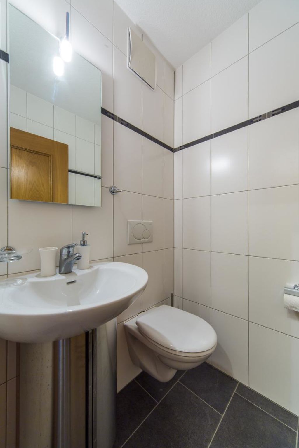 Photo of Ambassador B22 # 2-bed apartment, Dusche, WC 2-Bettwohnung, Dusche, WC