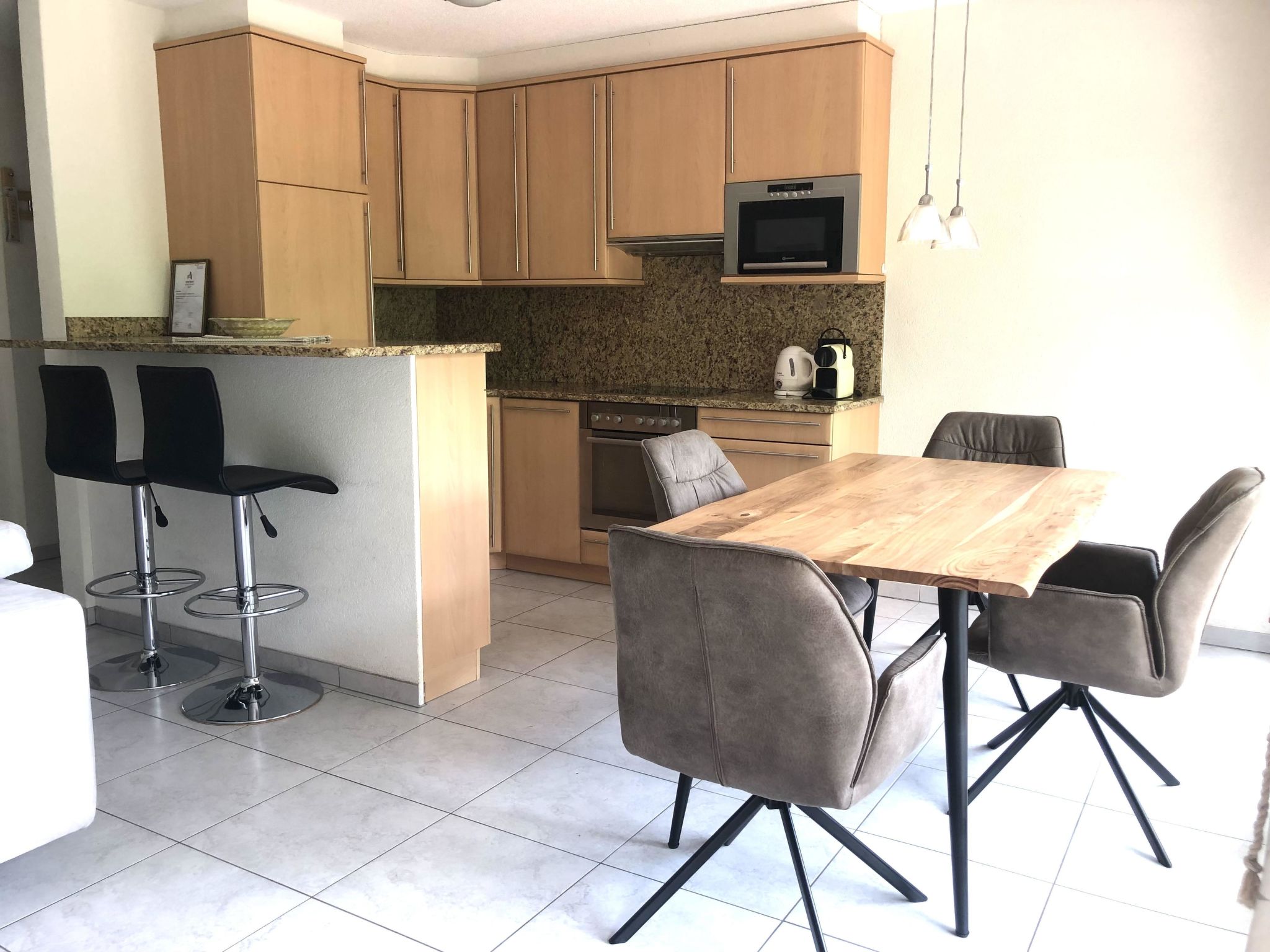 Edelweiss D 02 # 4-bed apartment, Dusche, WC 4-Bettwohnung, Dusche, WC - Drinnen