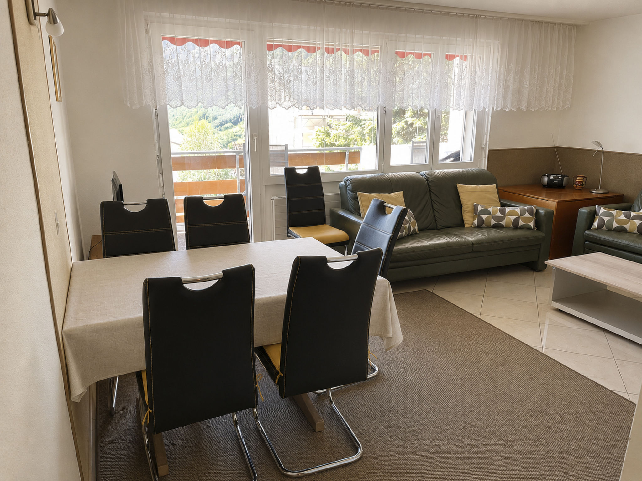 Photo of Majesta Leukerbad # 6-bed apartment, Dusche oder Bad, WC