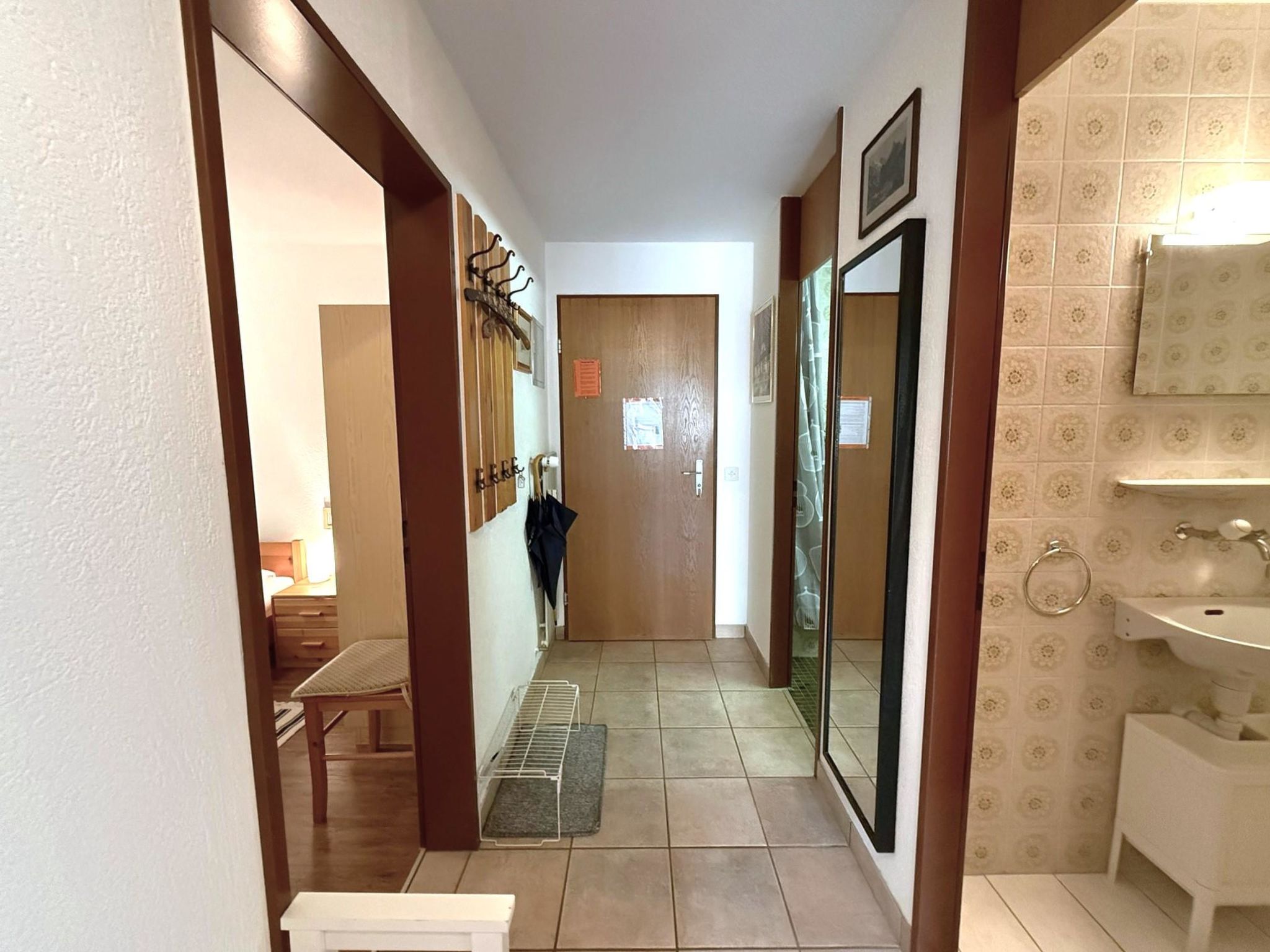 Lärchenwald 1808 # 4-bed apartment, Bad, WC 4-Bettwohnung, Bad, WC - Image-tags.info
