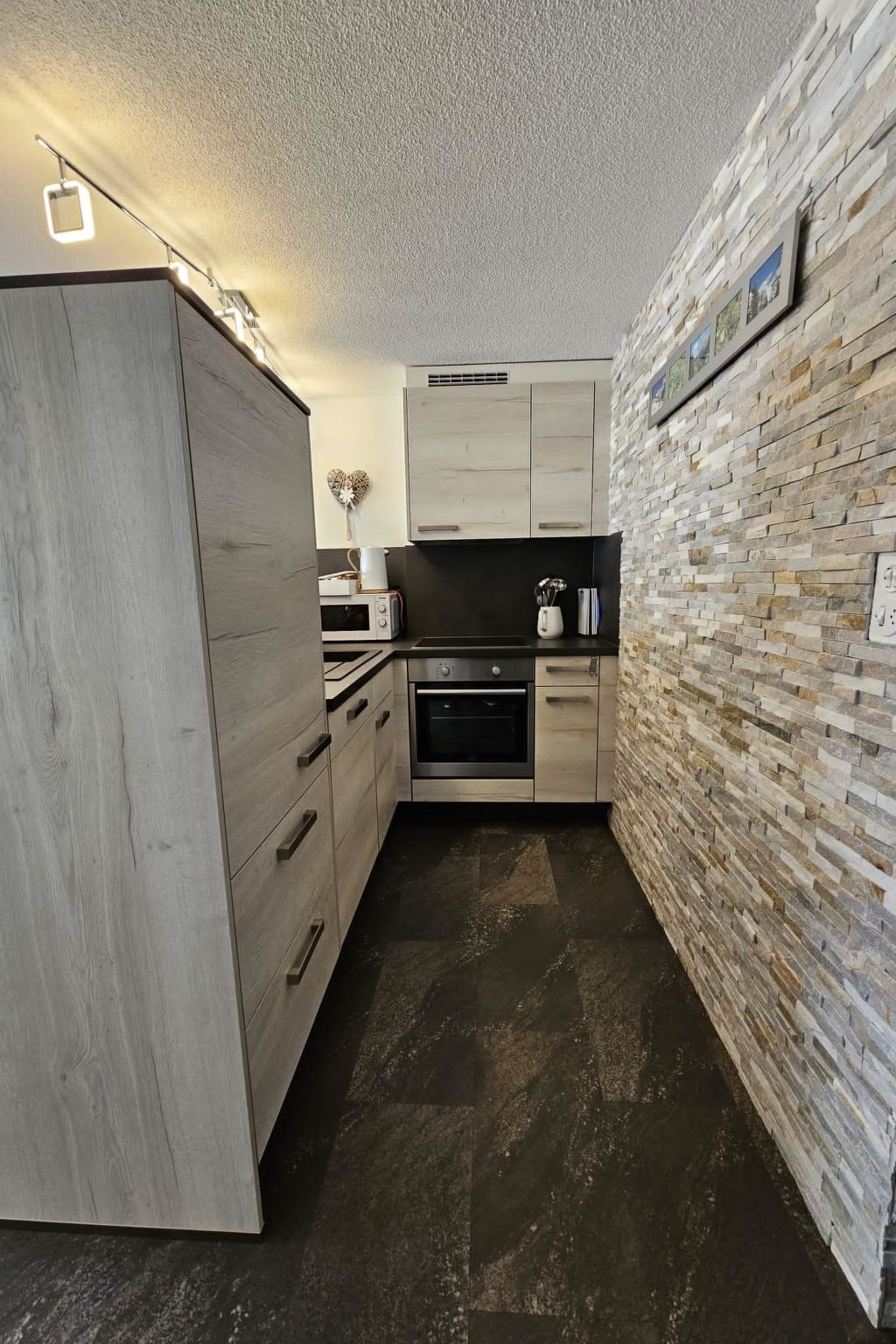 Domino 24 # 4-bed apartment, Dusche, WC 4-bed apartment, Dusche, WC - Image-tags.info