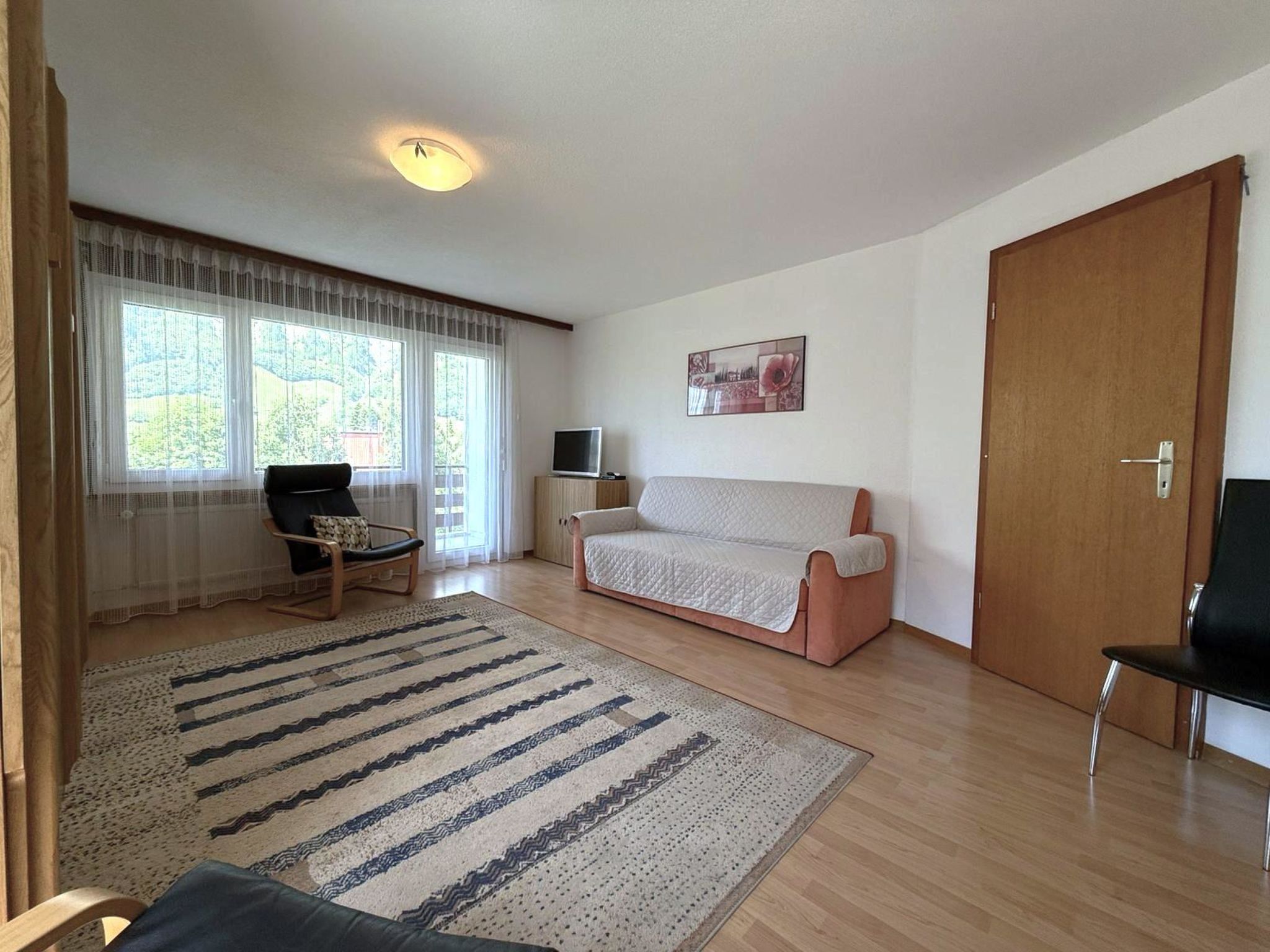 Photo of Royal 32 # 6-bed apartment, Dusche, WC 6-Bettwohnung, Dusche, WC