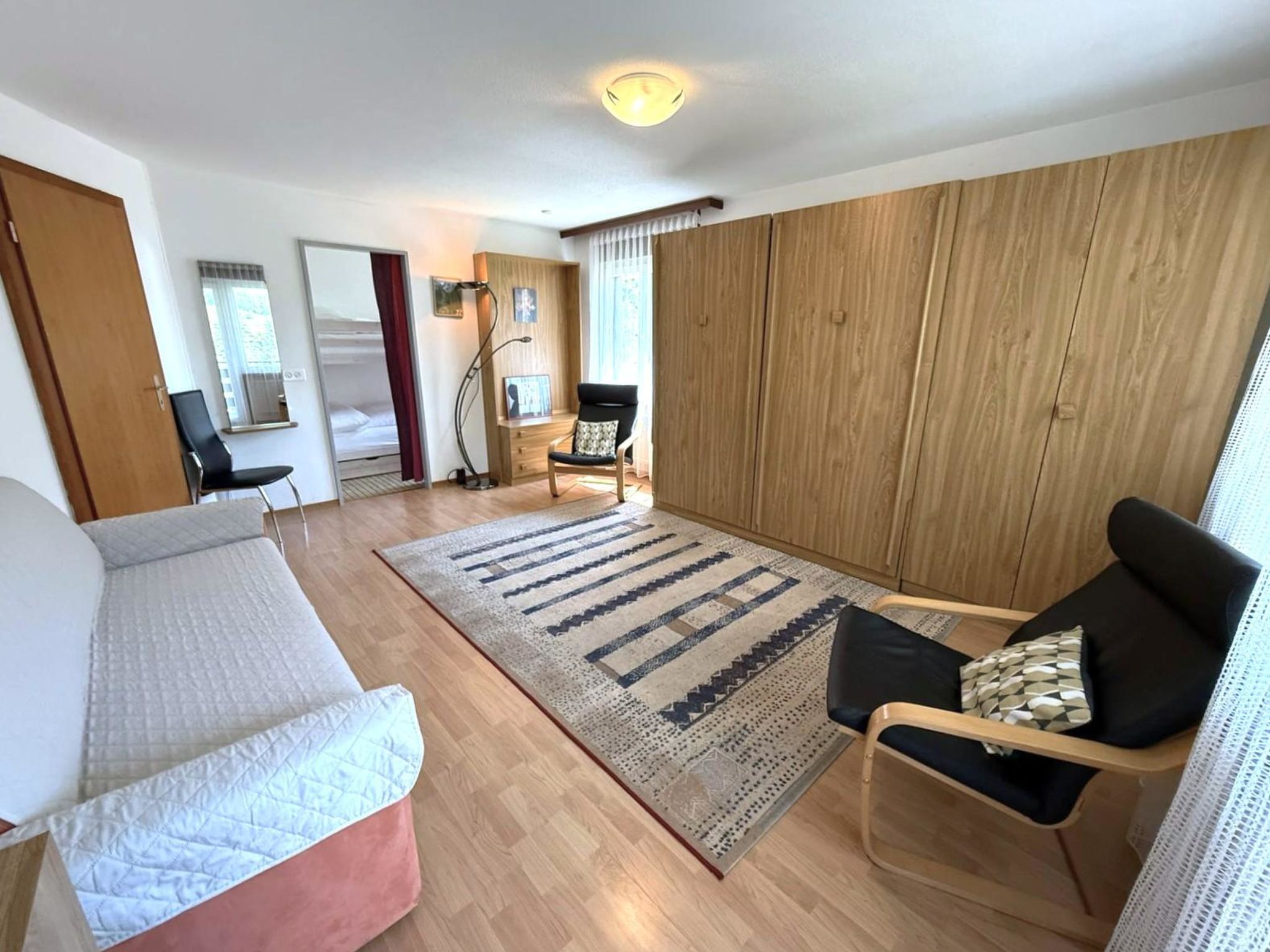 Photo of Royal 32 # 6-bed apartment, Dusche, WC 6-Bettwohnung, Dusche, WC