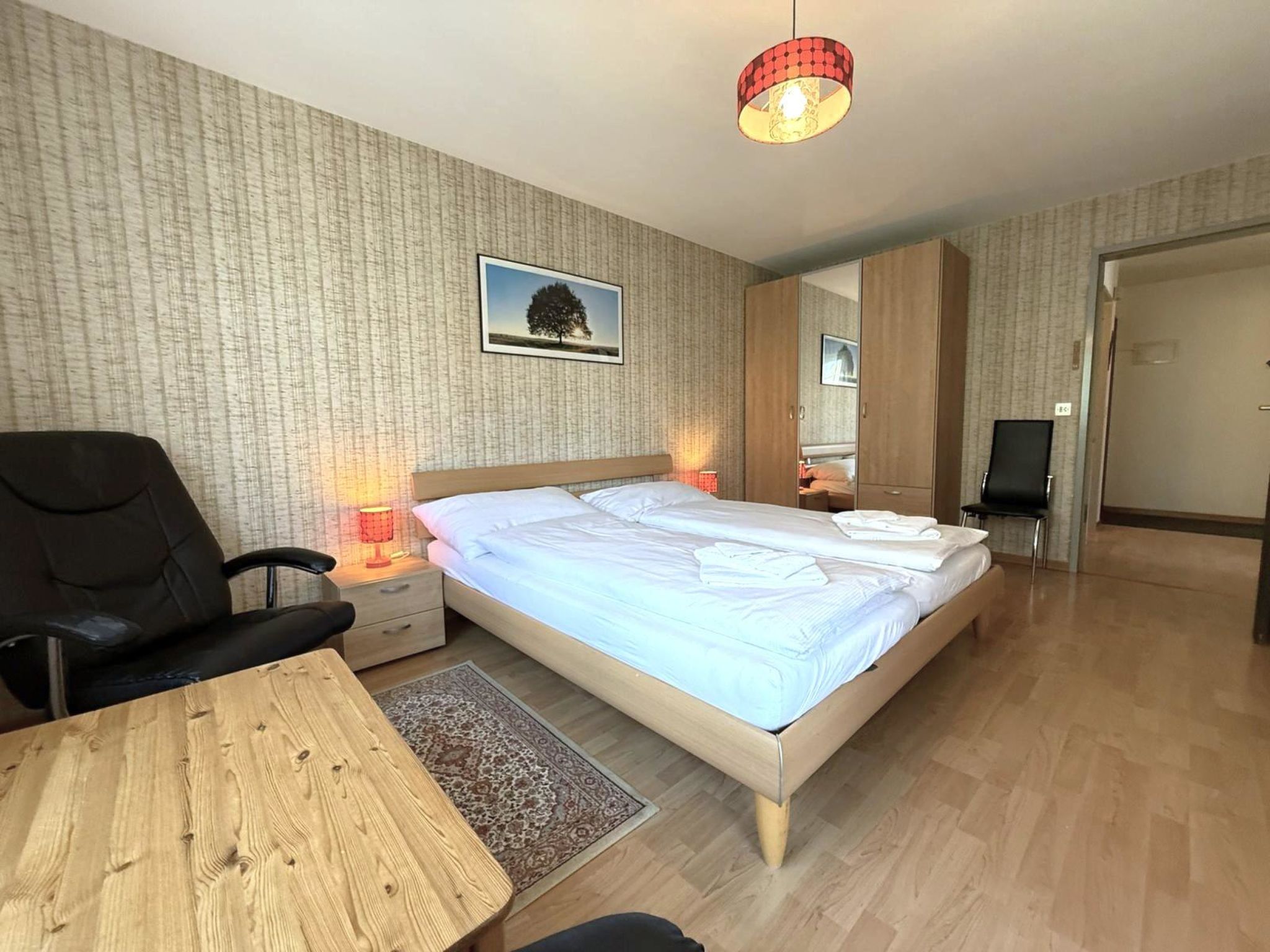 Photo of Royal 32 # 6-bed apartment, Dusche, WC 6-Bettwohnung, Dusche, WC