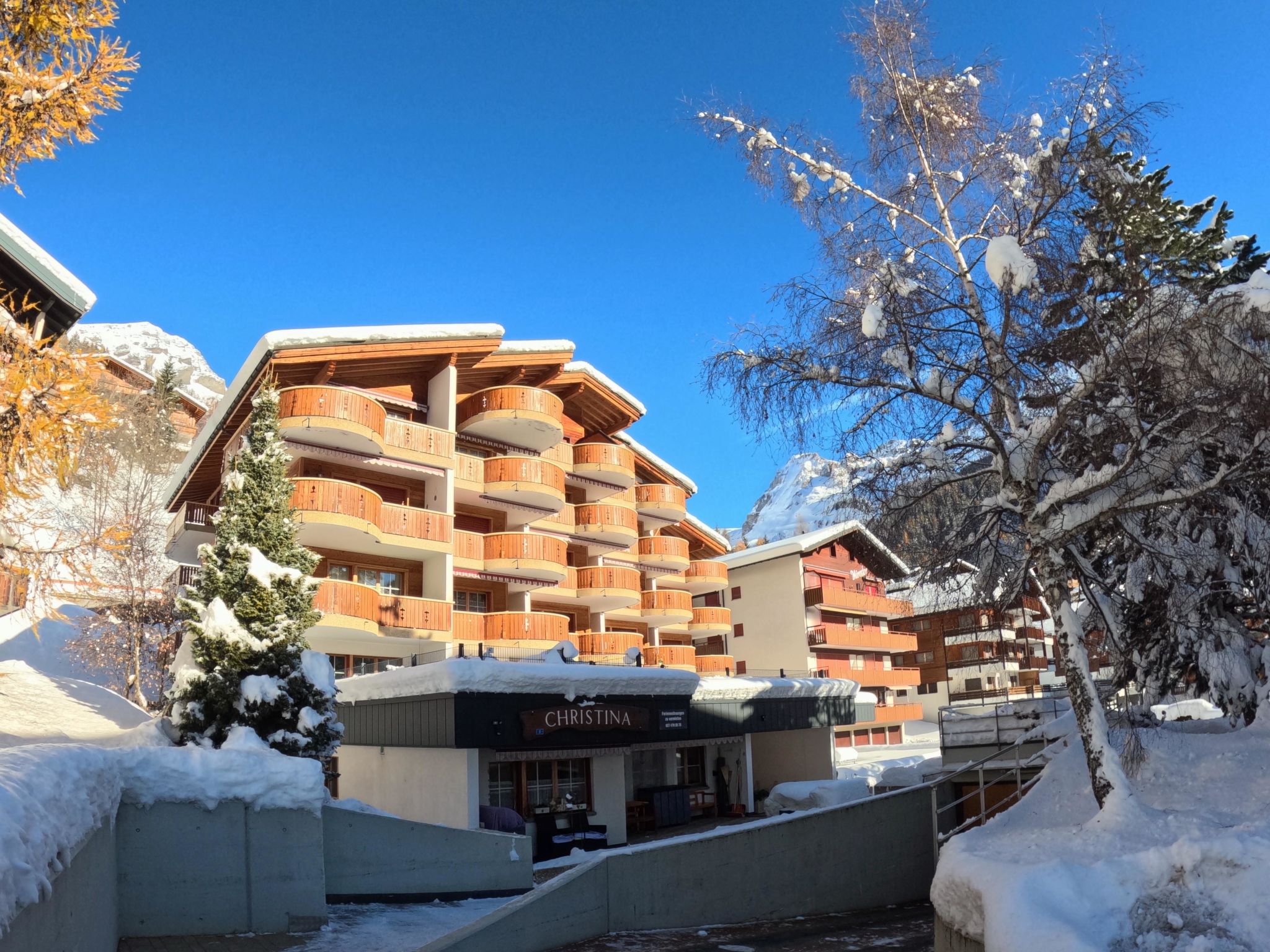 Residenz Christina Leukerbad # 5-bed apartment, Dusche, WC