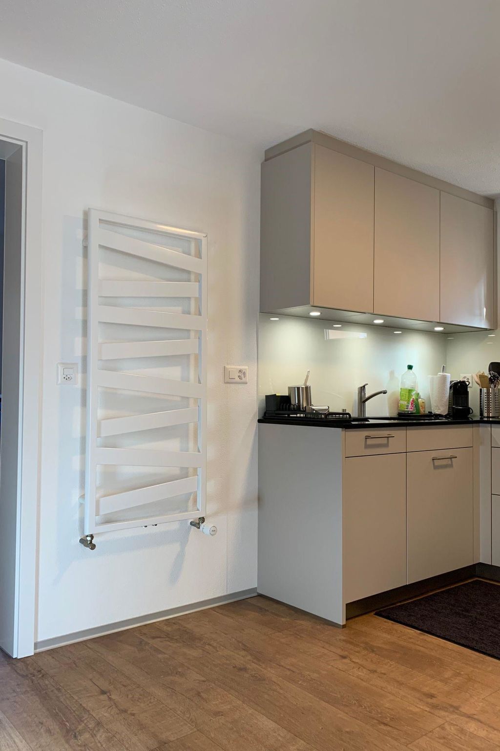 Perle "Balmhoru" # 5-bed apartment, Dusche, WC 5-Bettwohnung, Dusche, WC - Dedans
