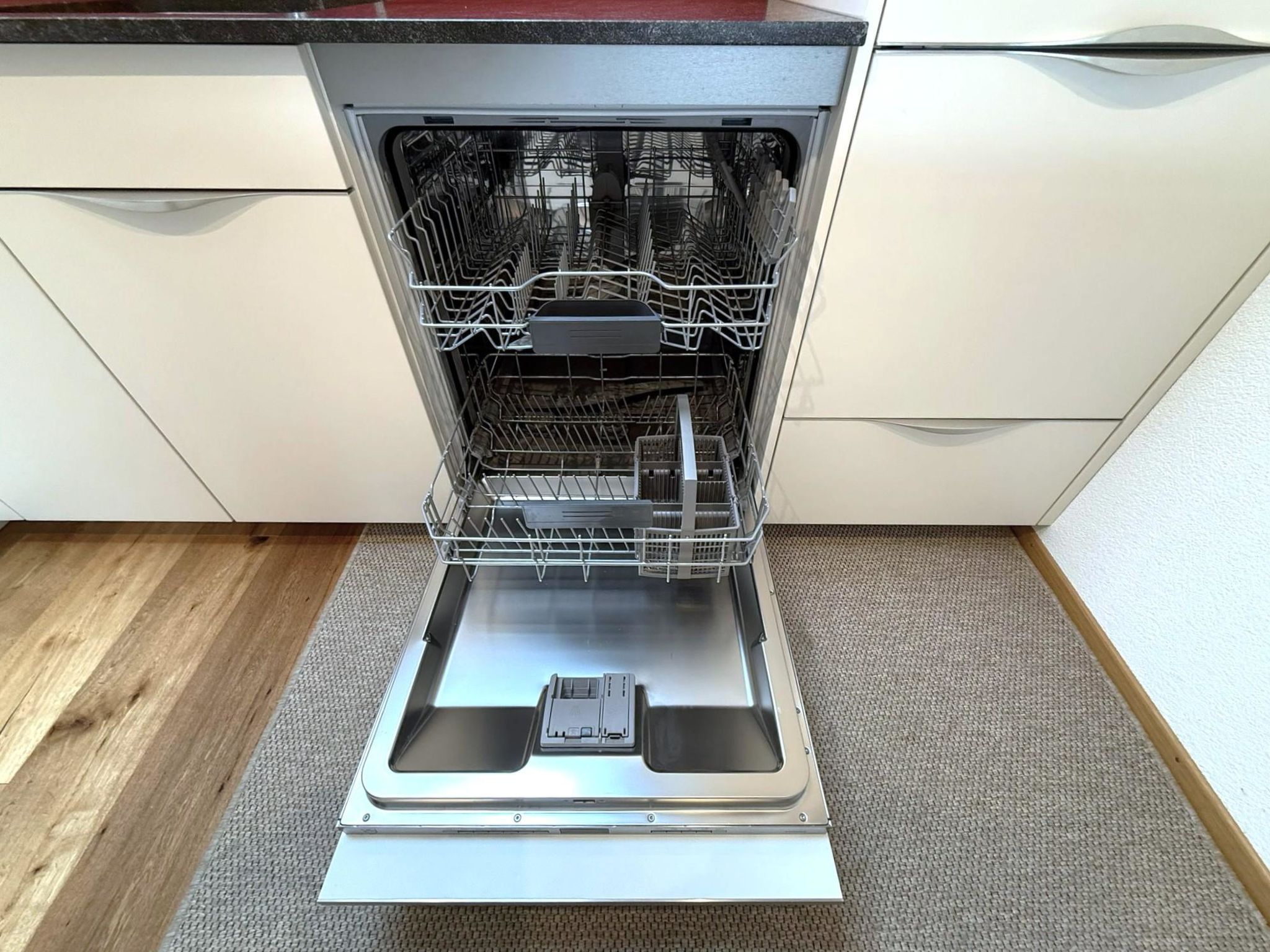Diana 9 # 3-bed apartment, Dusche, WC 3-Bettwohnung, Dusche, WC - Image-tags.info