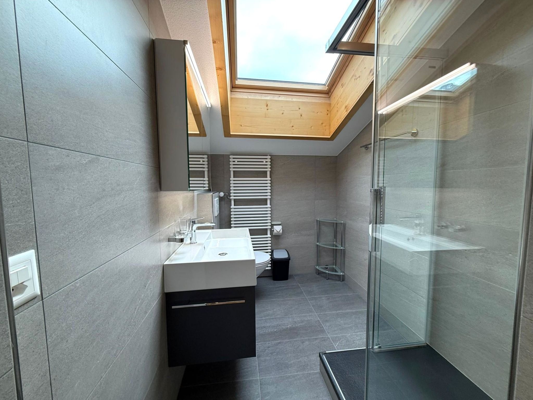 Diana 9 # 3-bed apartment, Dusche, WC 3-Bettwohnung, Dusche, WC - Image-tags.info