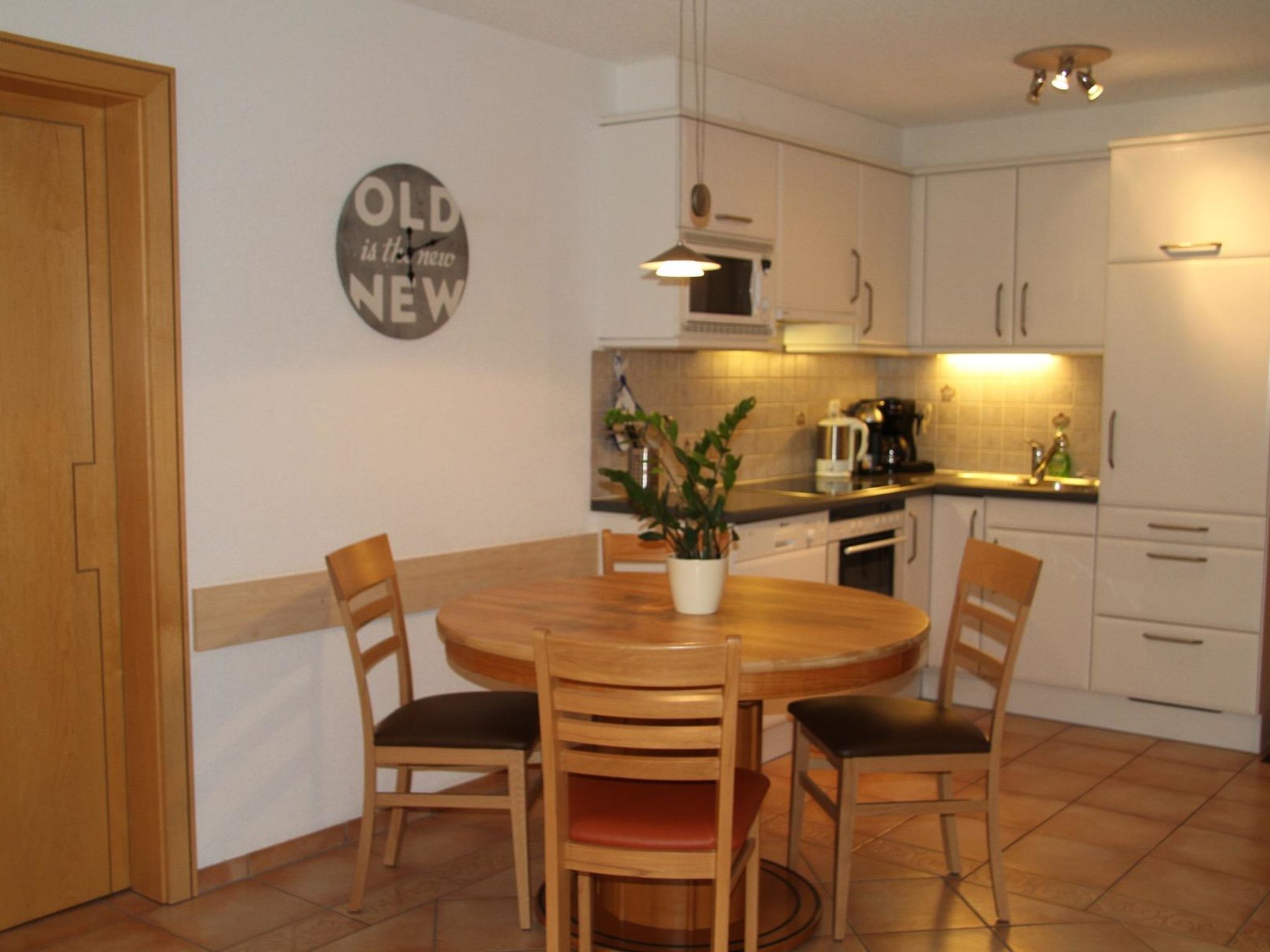 Château Leukerbad # 2-bed apartment, Dusche, WC