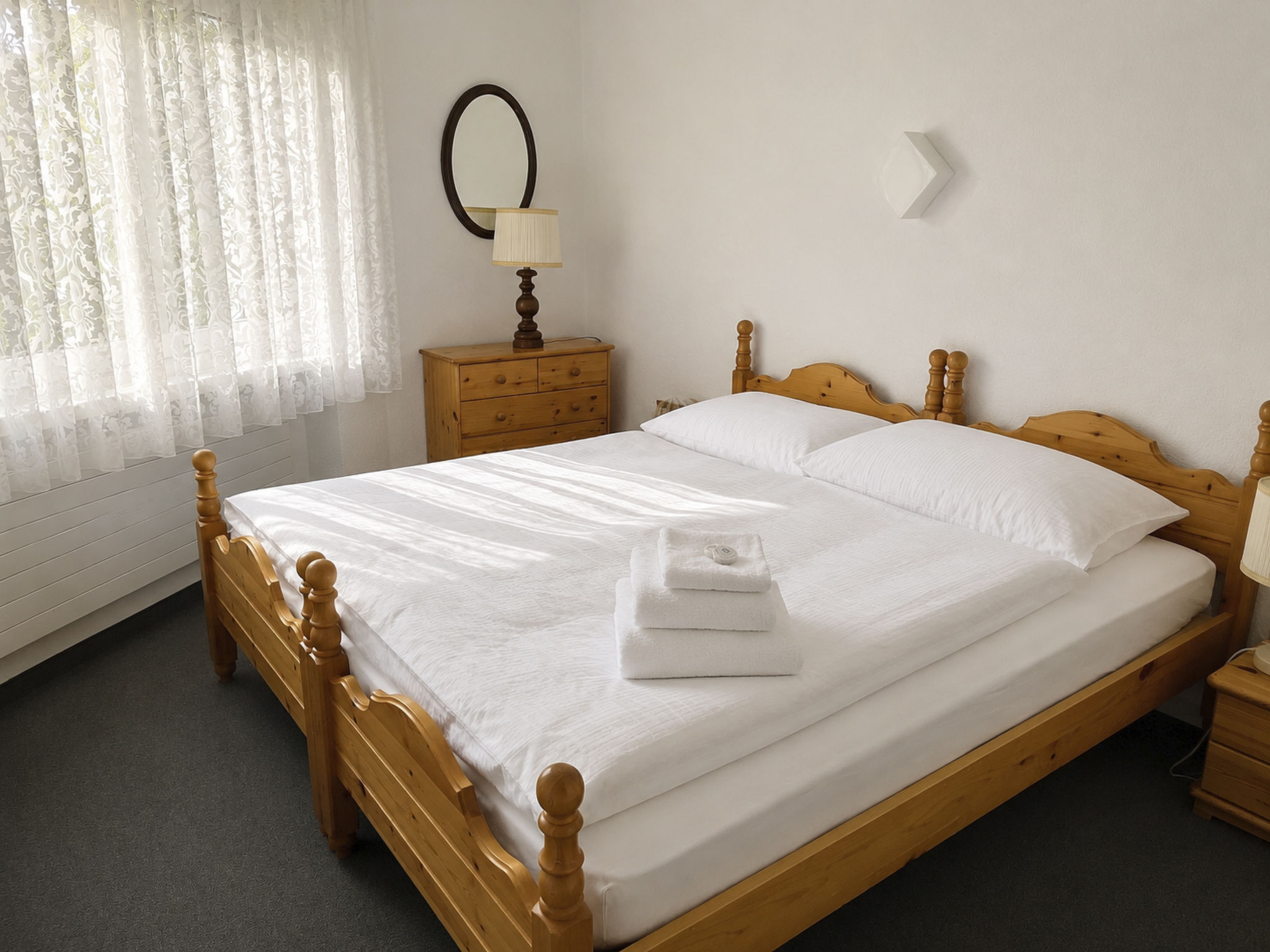 Majesta Leukerbad # 4-bed apartment, Dusche, WC - Inside