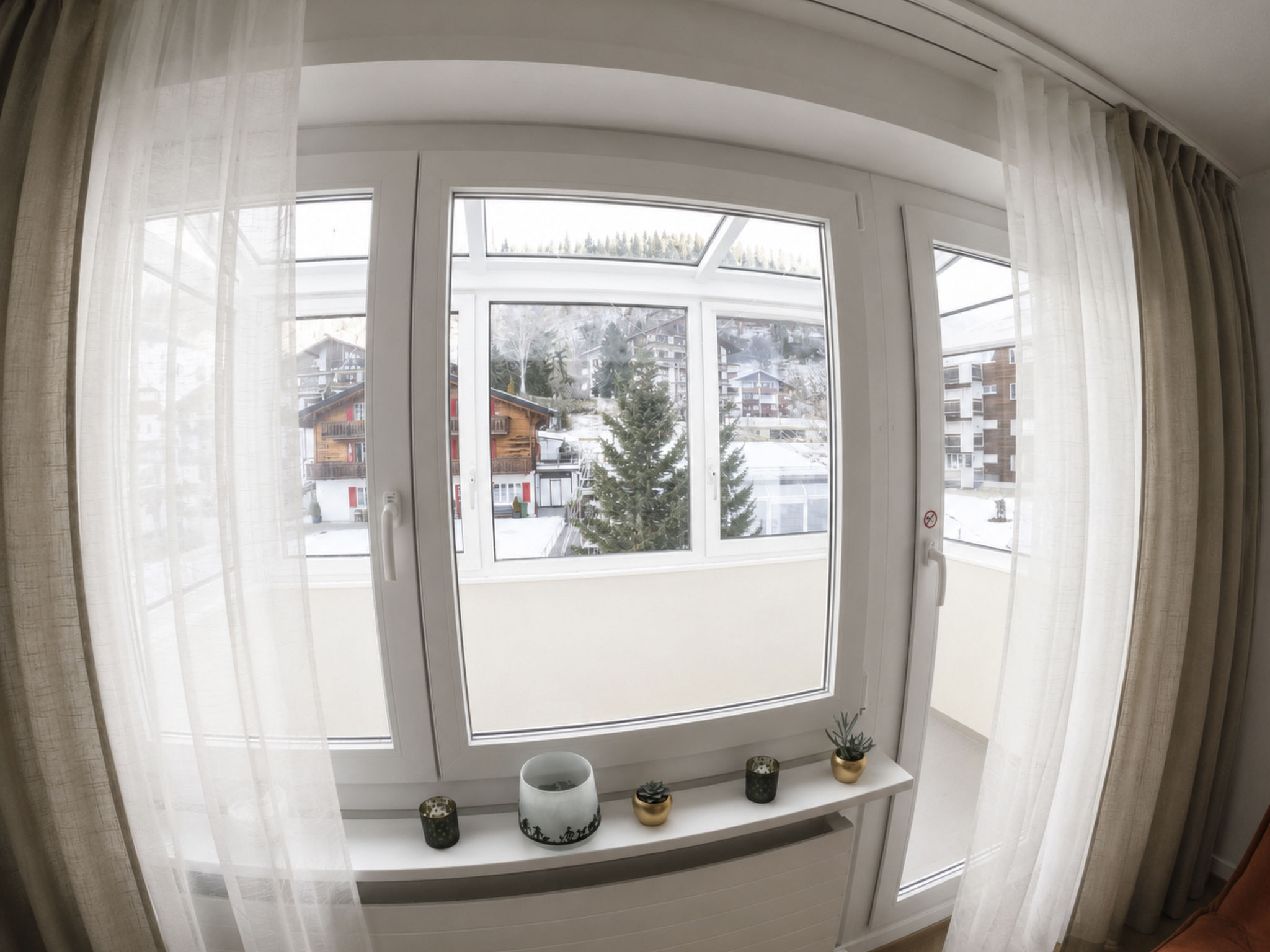 Majesta Leukerbad # 2-bed apartment, Dusche, WC - Inside