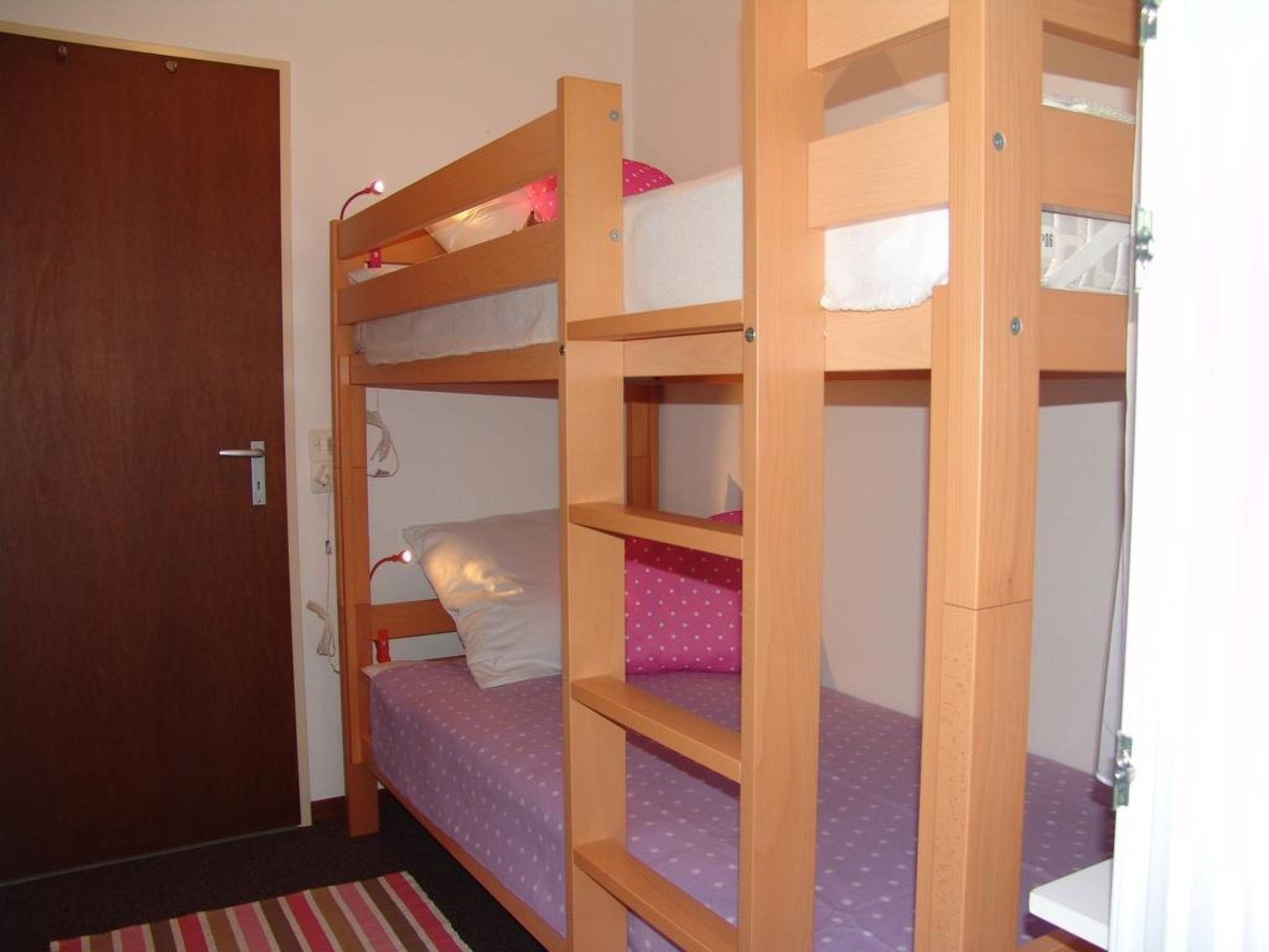 Clabina 19 # 4-bed apartment, Bad, WC 4-Bettwohnung, Bad, WC - Image-tags.info
