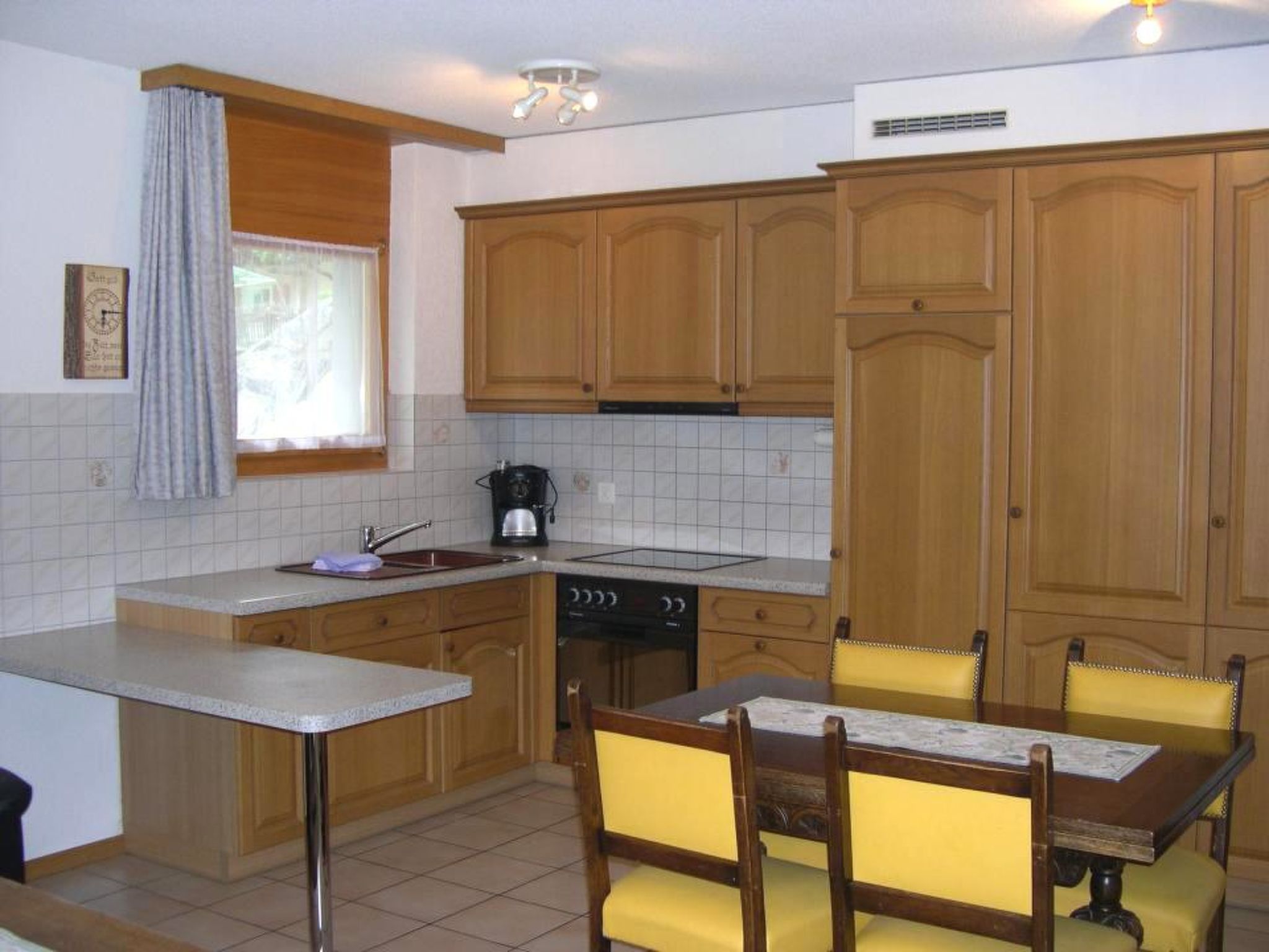 Topas Leukerbad # 5-bed apartment, Bad, WC